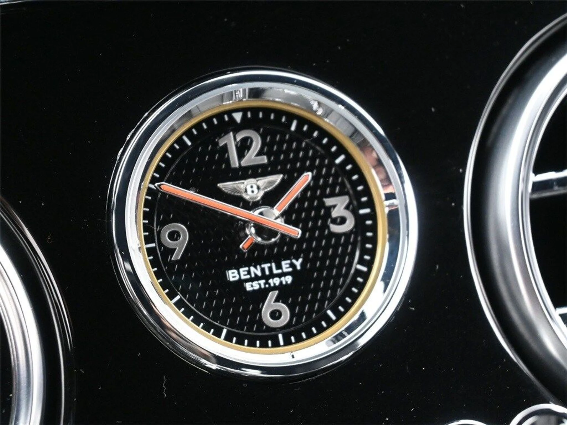 mph023_4037467539_dd8085da95cd6b80321264b1a434f29ax_d12c0aa504