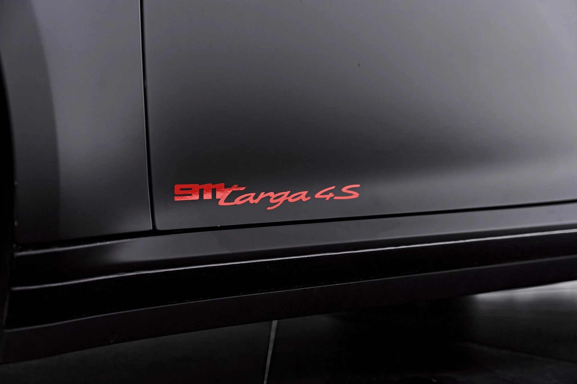 mph023_4040411260_Used_2021_Porsche_911_Targa_4_S_1786672005_a966459d01