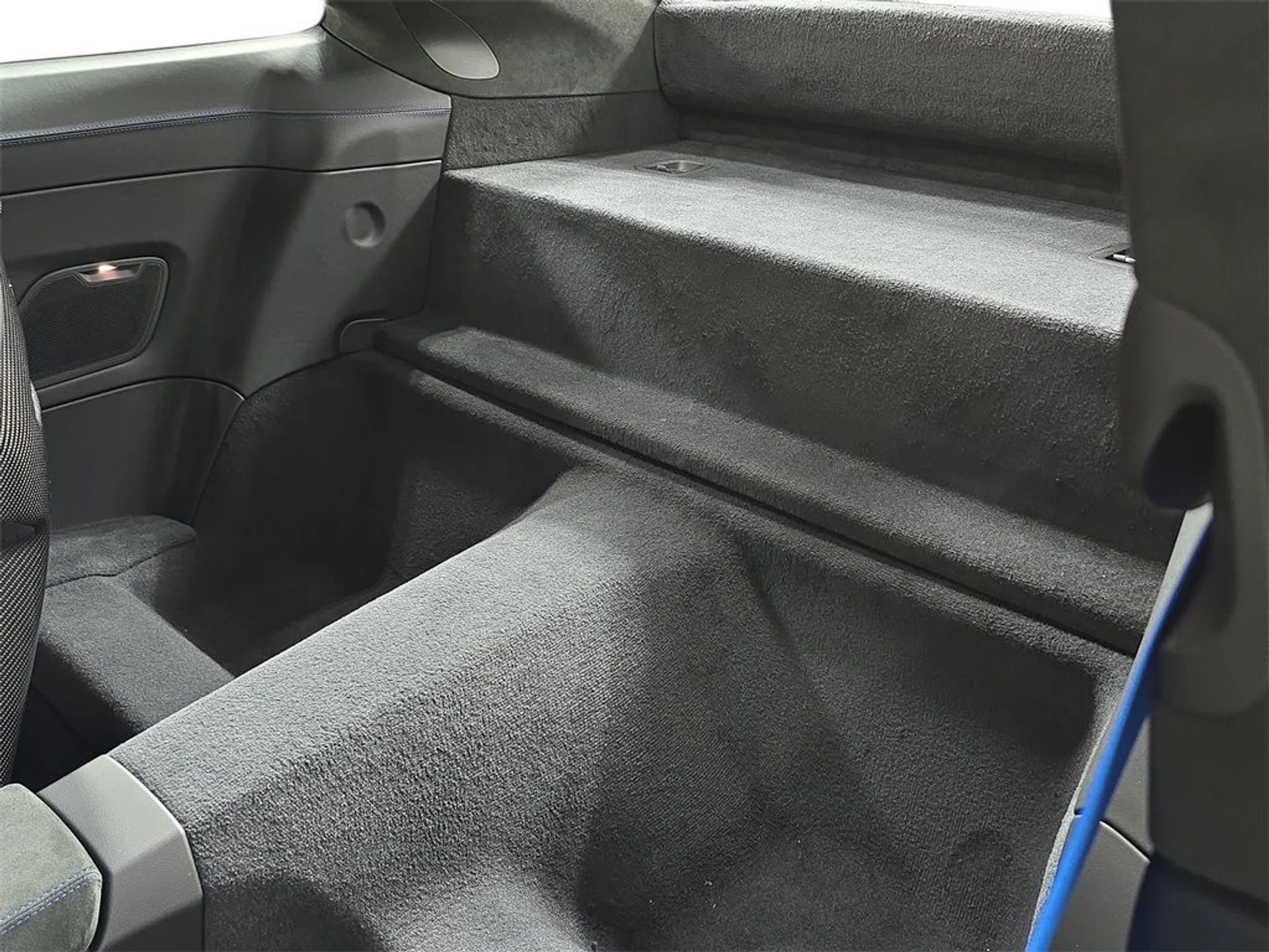 mph023_404047904_c25721161673e0b1d36a4a736157f77b_d32dff9370