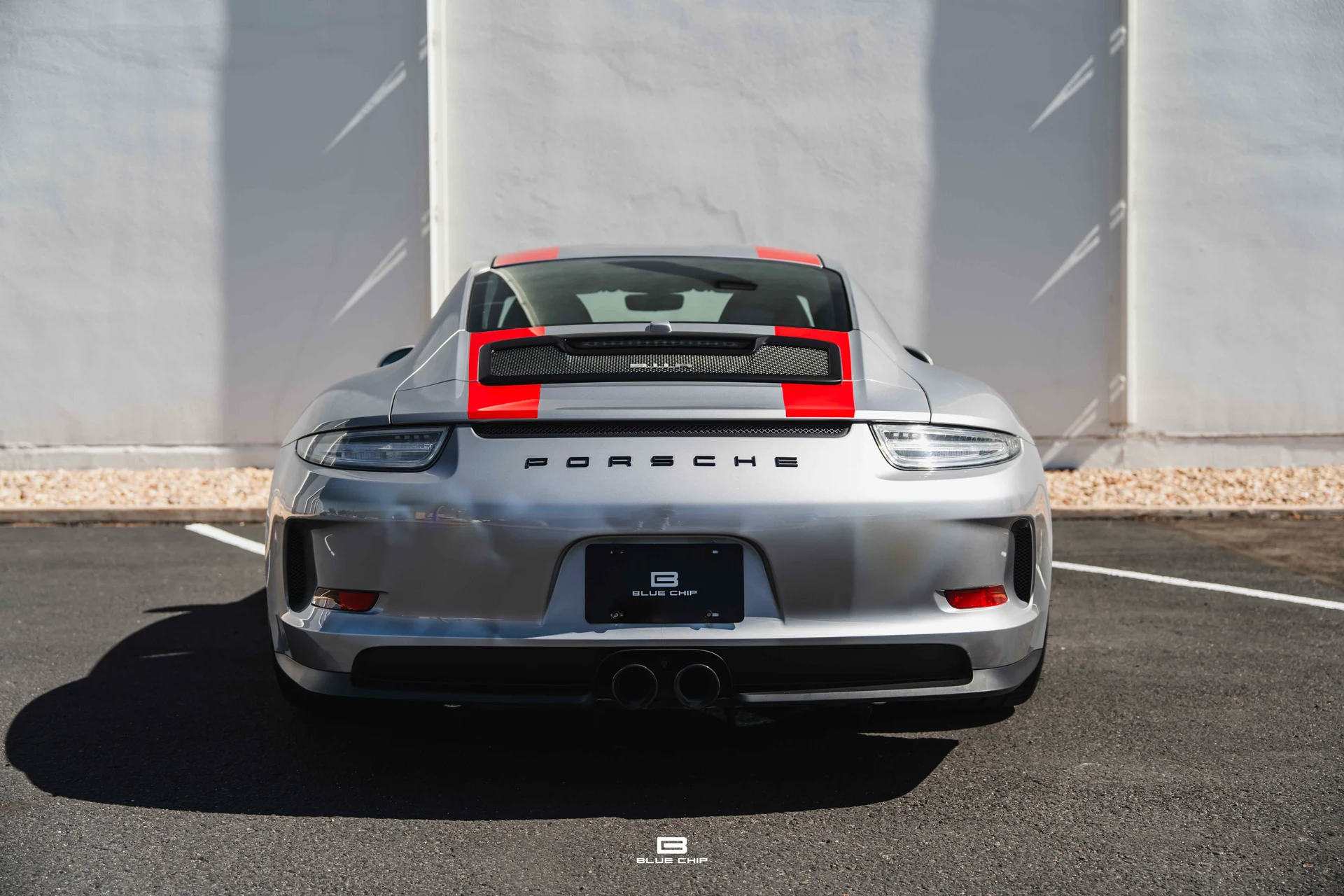 mph023_4040804101_6a2c7e0310ca3933b7f20395_2016_Porsche_911_R_24_667f3feefd