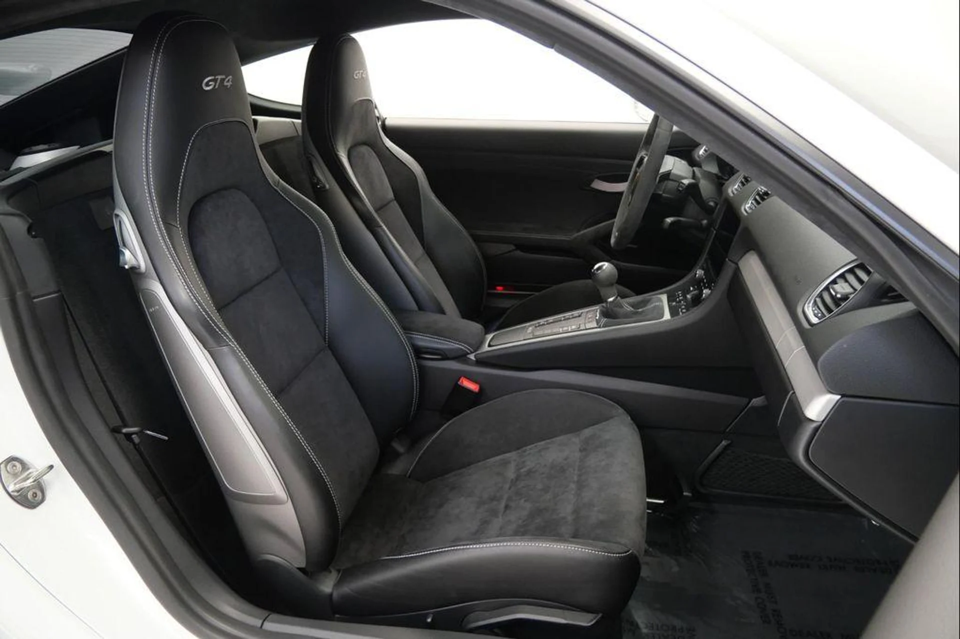 mph023_4041006914_IVQ_Uf_6o_GZ_4_T7o_EGD_Og_14_C_Fiq_M_f269ecdb09