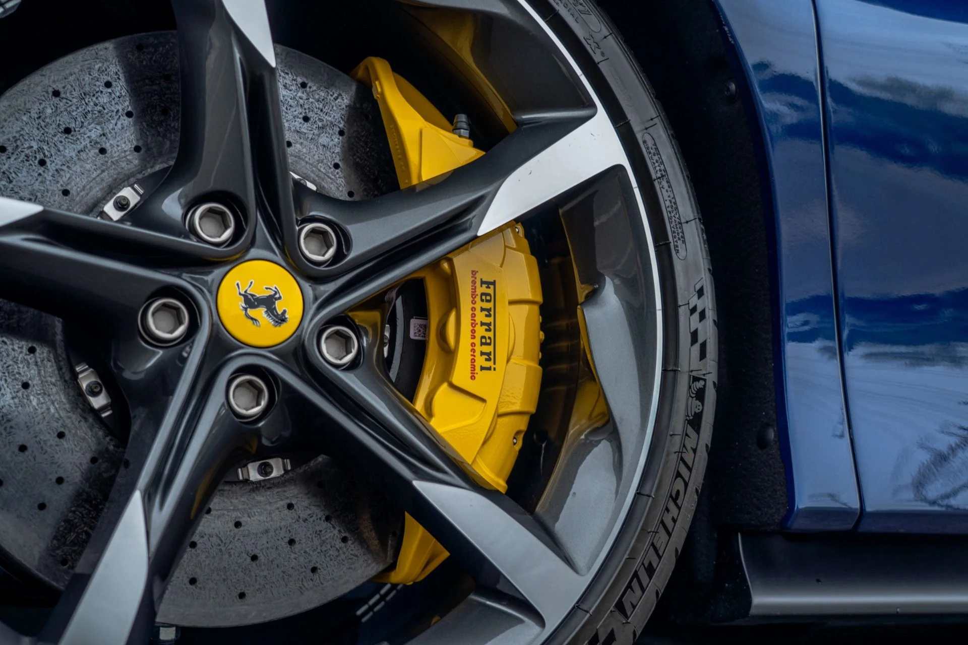 mph023_4044897927_Used_2023_Ferrari_SF_90_Stradale_1759957430_4393e7bc04