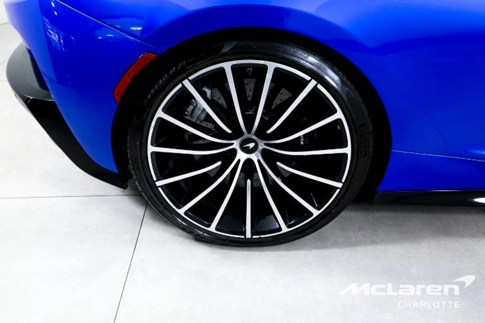 mph023_4046738790_Used_2021_Mc_Laren_GT_25cec42599