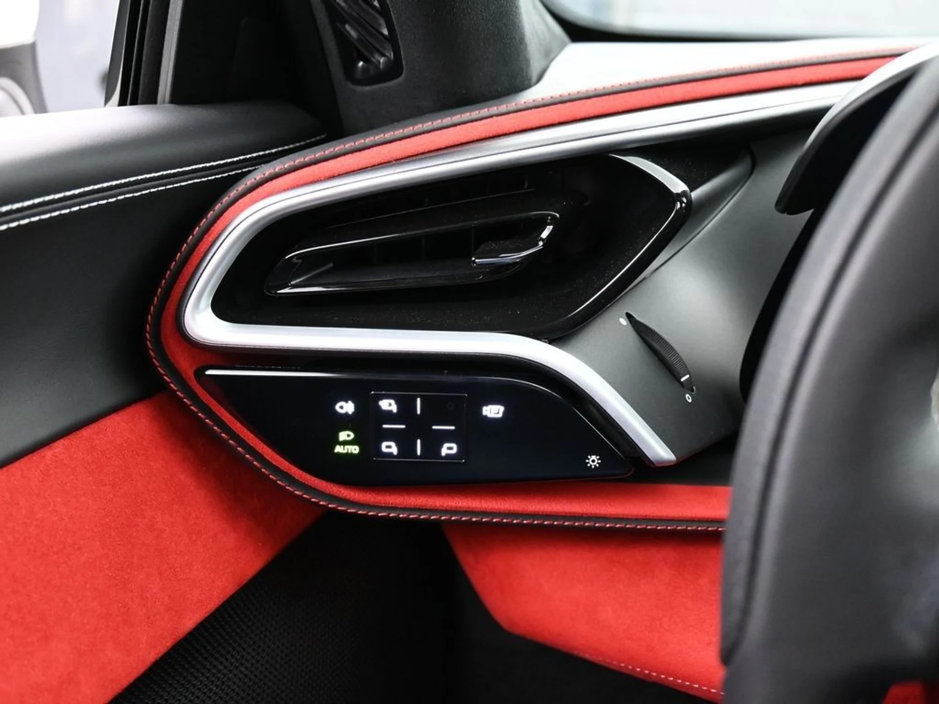 mph023_4049974327_image_23_ee0abeefe0