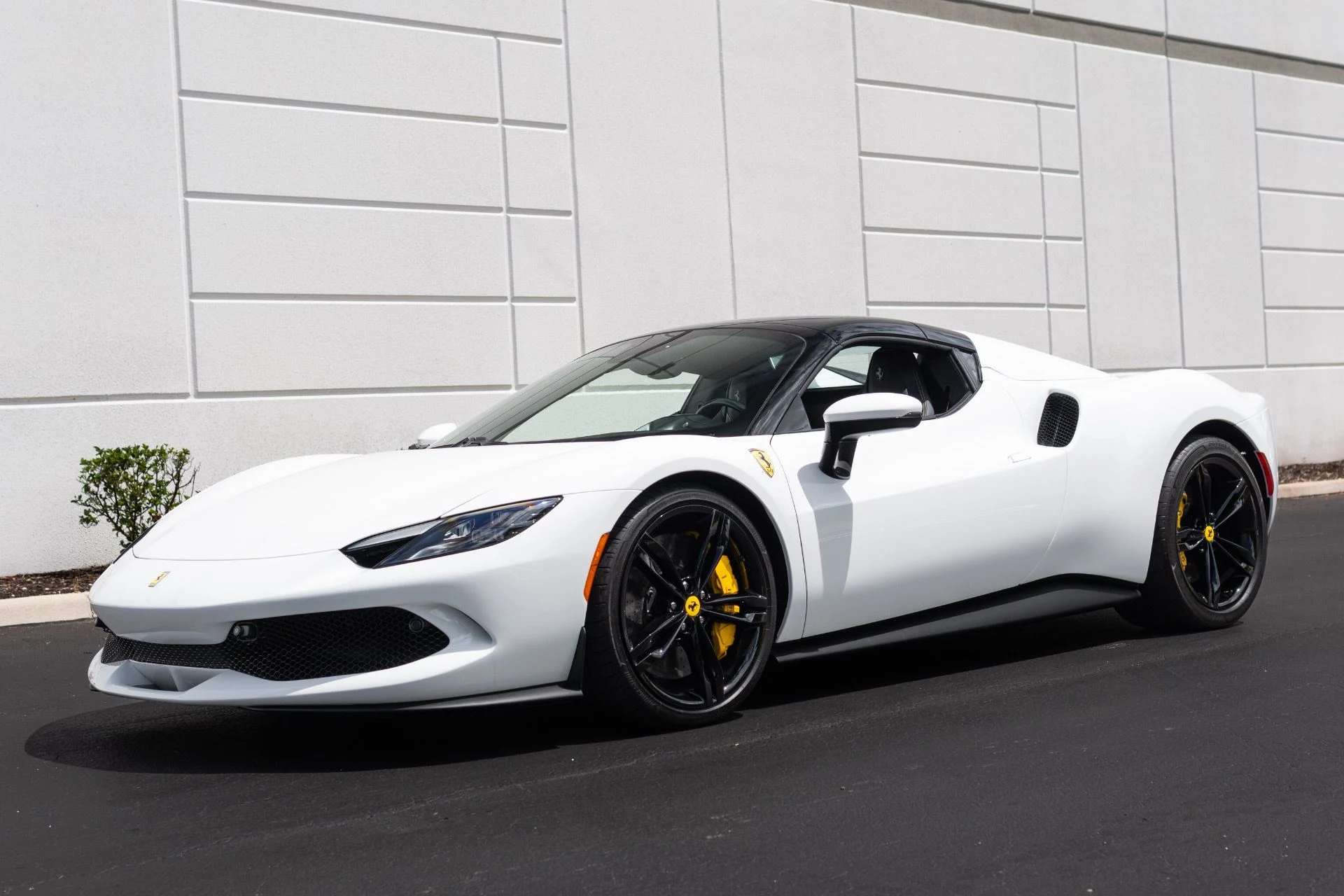 mph023_4053091059_Used_2024_Ferrari_296_GTS_1776964703_19ed54cb74