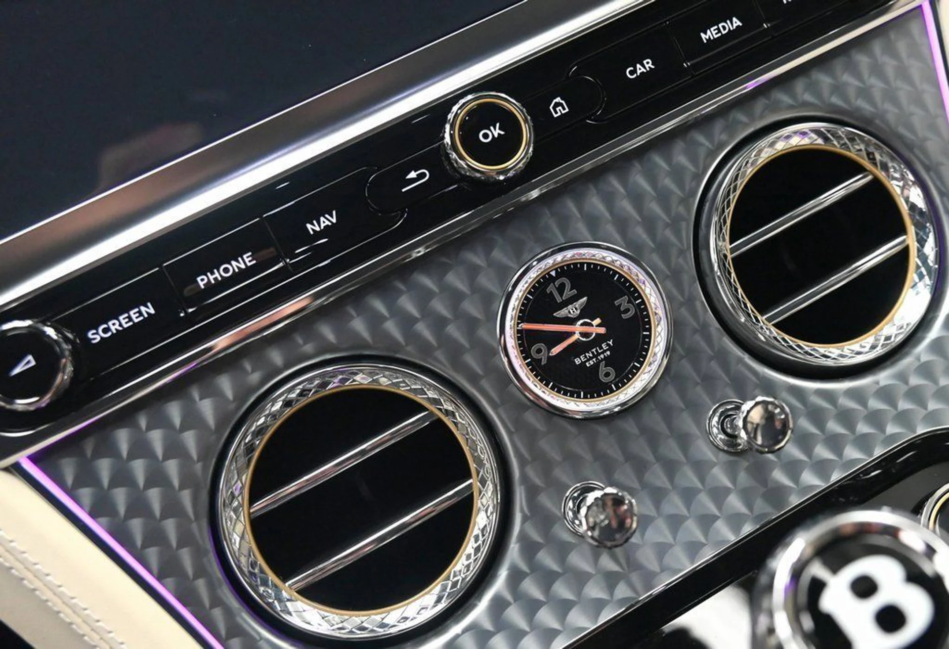 mph023_4061463367_e5748904a7d247c5b3a042cbeaee7a18_8226d7d211