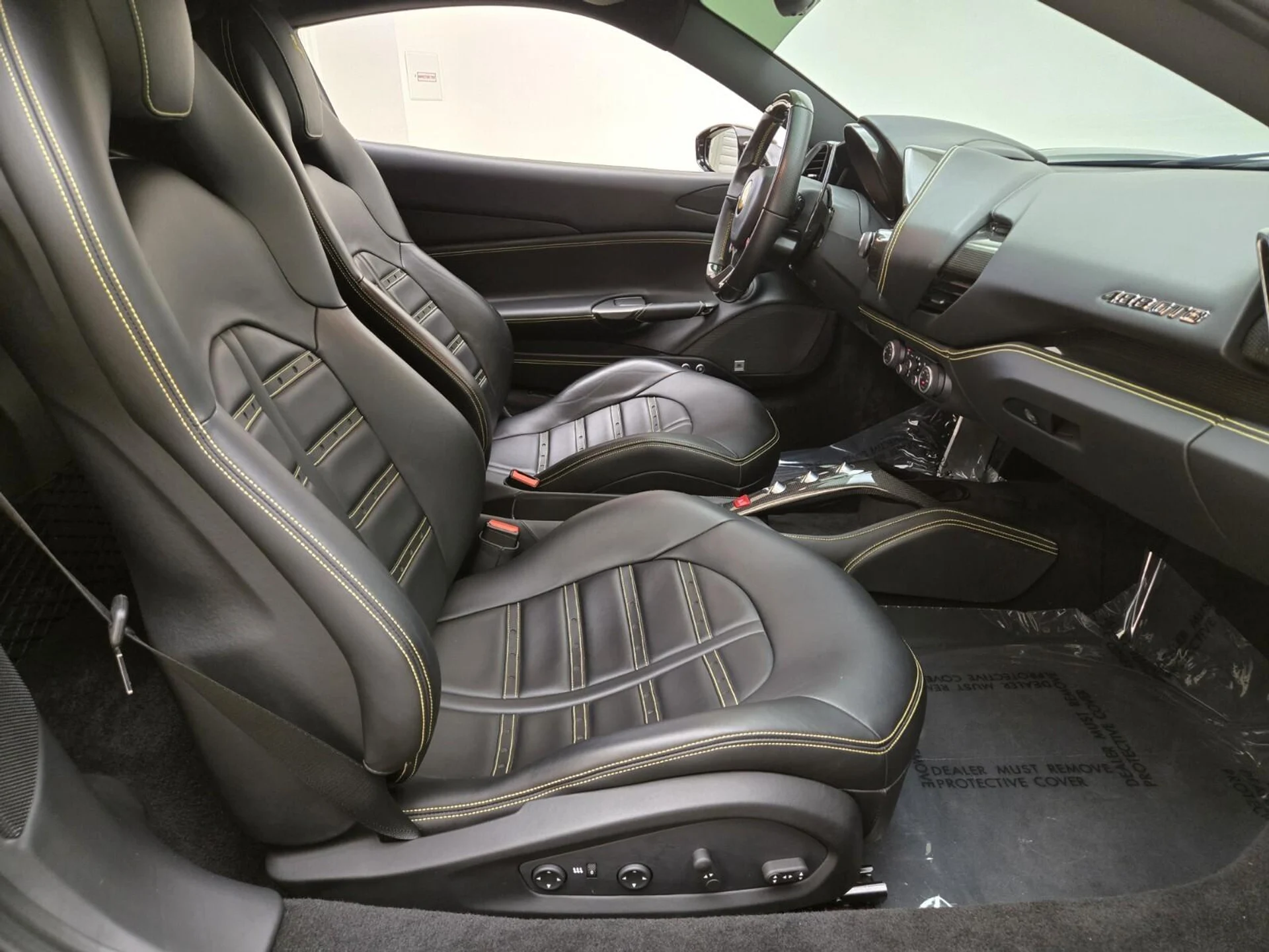 mph023_4067757345_Used_2017_Ferrari_488_GTB_1755757653_a59cfab4c8