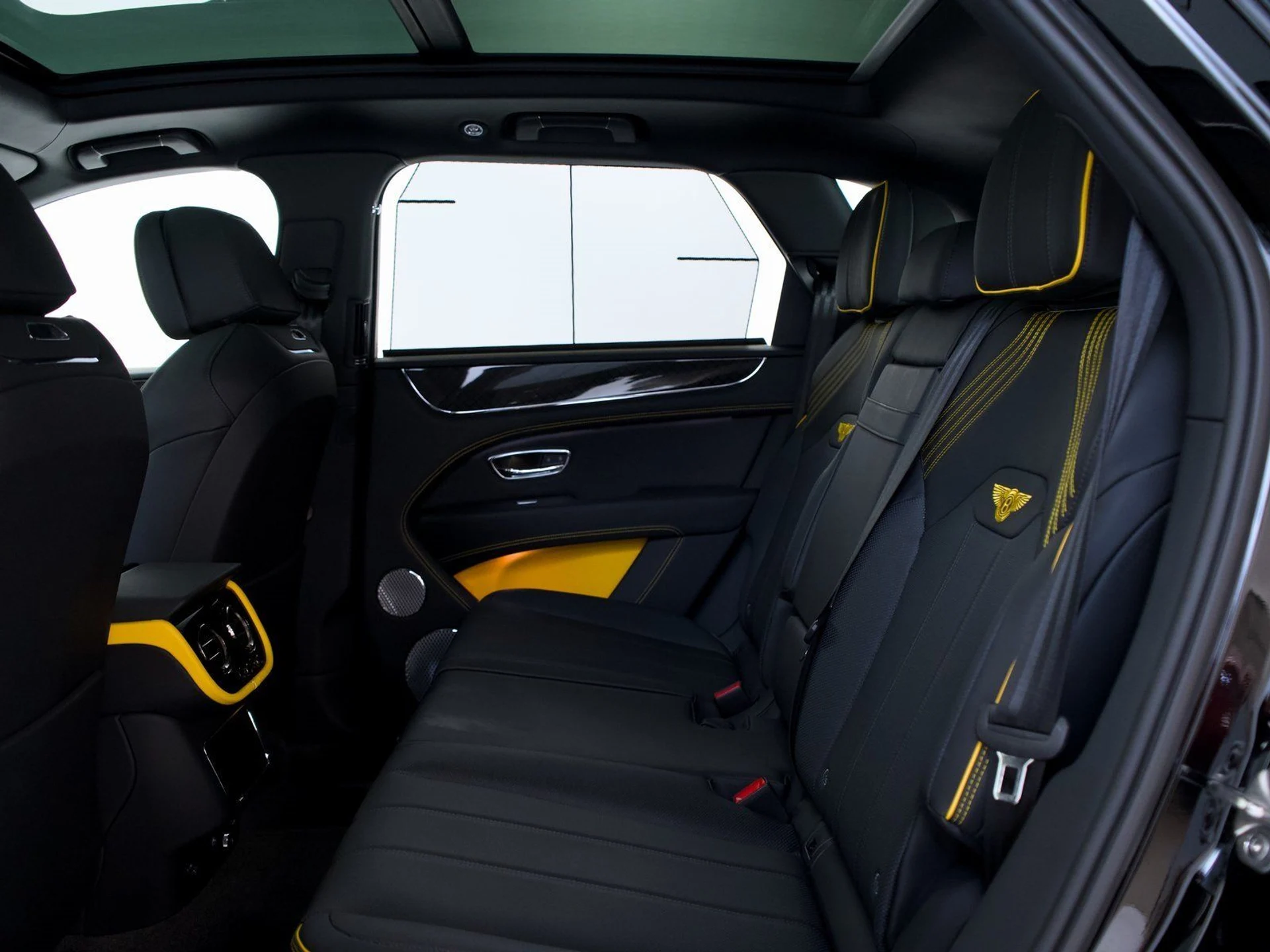 mph023_407826766_05cc16c01d06d60045cbb1fe532c2892_b31dc458ea