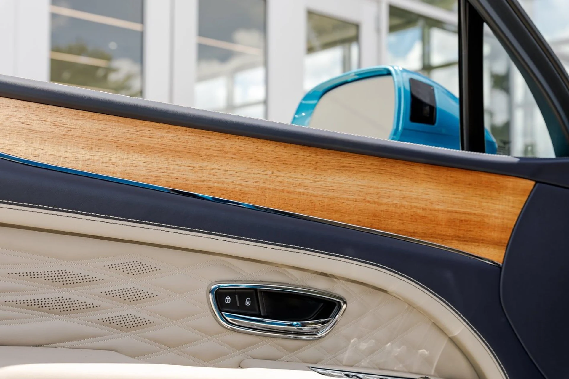 mph023_4079032973_d0ff31c15b956f94e85709fa8d1ceb7ex_5eac09442a