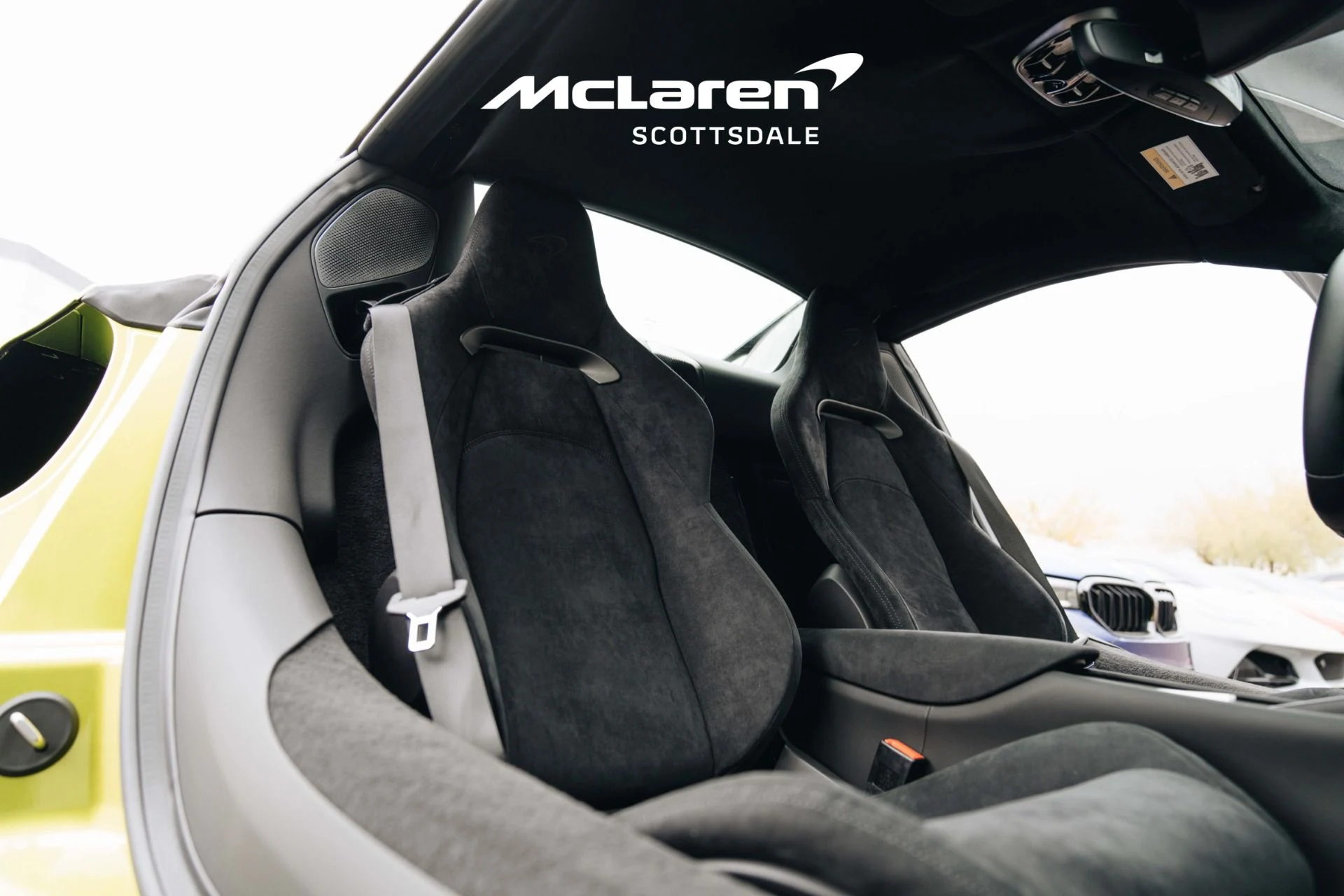 mph023_4080927499_Used_2025_MCLAREN_ARTURA_1738446546_f74f78b6d0