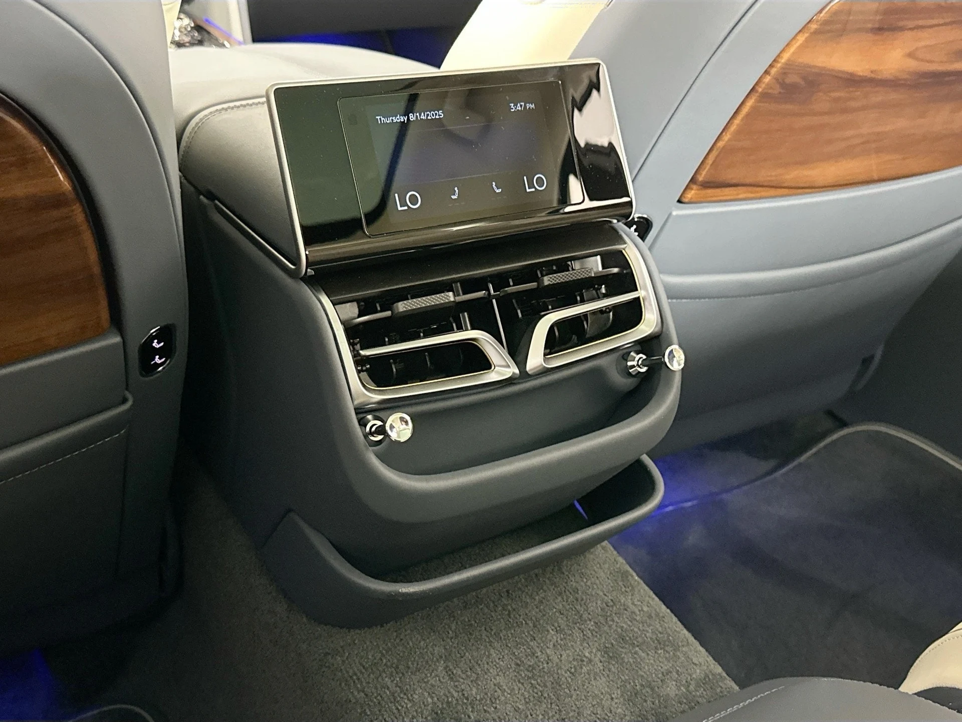 mph023_4081469112_24_3de6e2ecfb