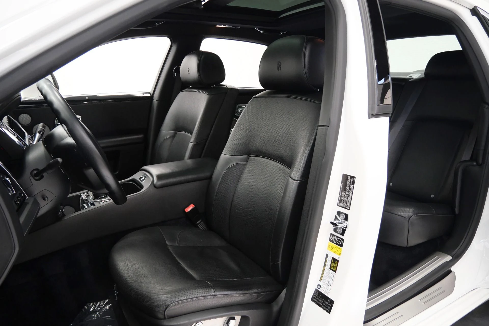 mph023_4085333364_Used_2014_Rolls_Royce_Ghost_V12_Power_Drivers_Assistance_1_Heated_and_Ventilated_Front_Seats_1779224671_dbdd517d2f