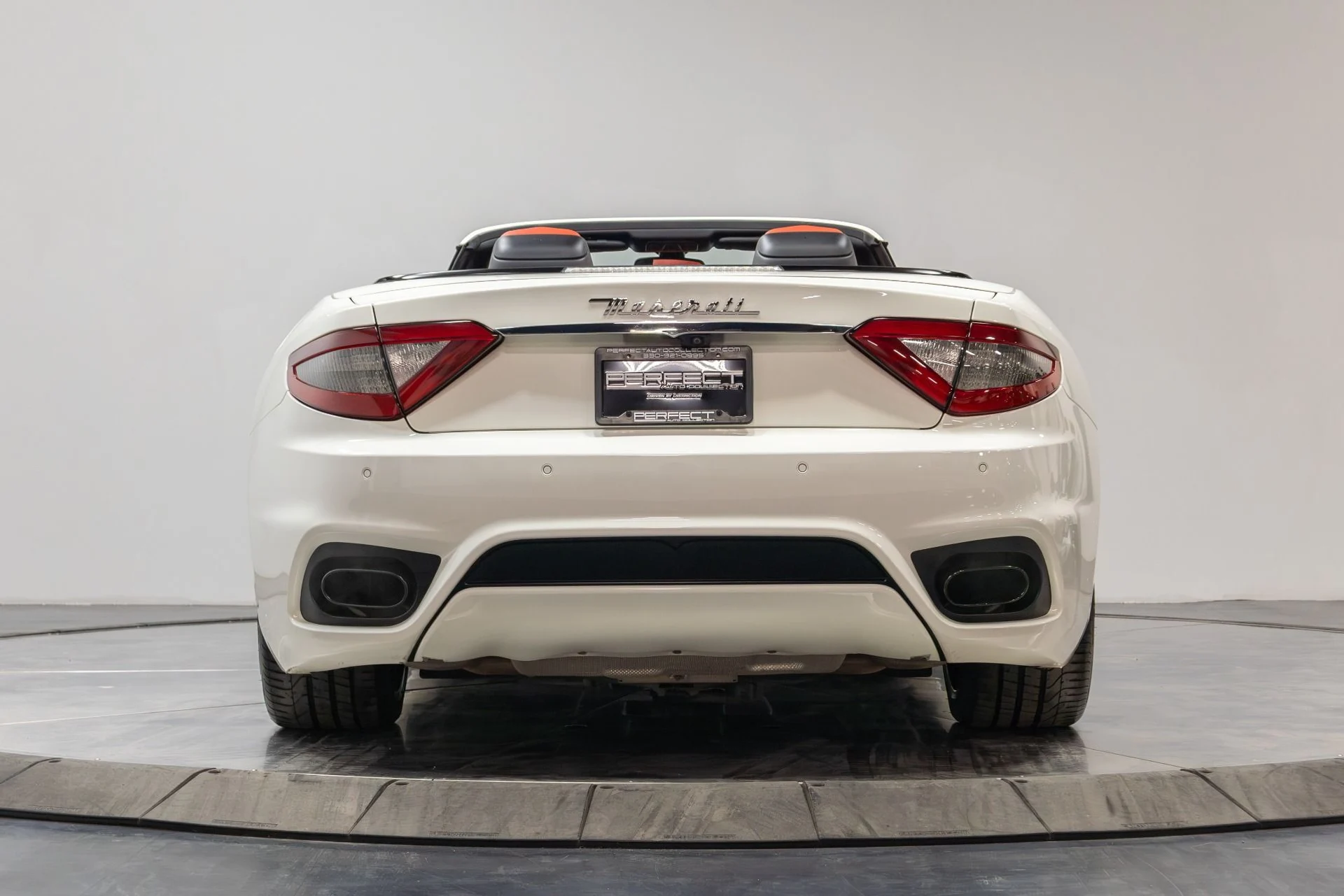 mph023_4087840338_Used_2018_Maserati_Gran_Turismo_1761598740_26b0088500