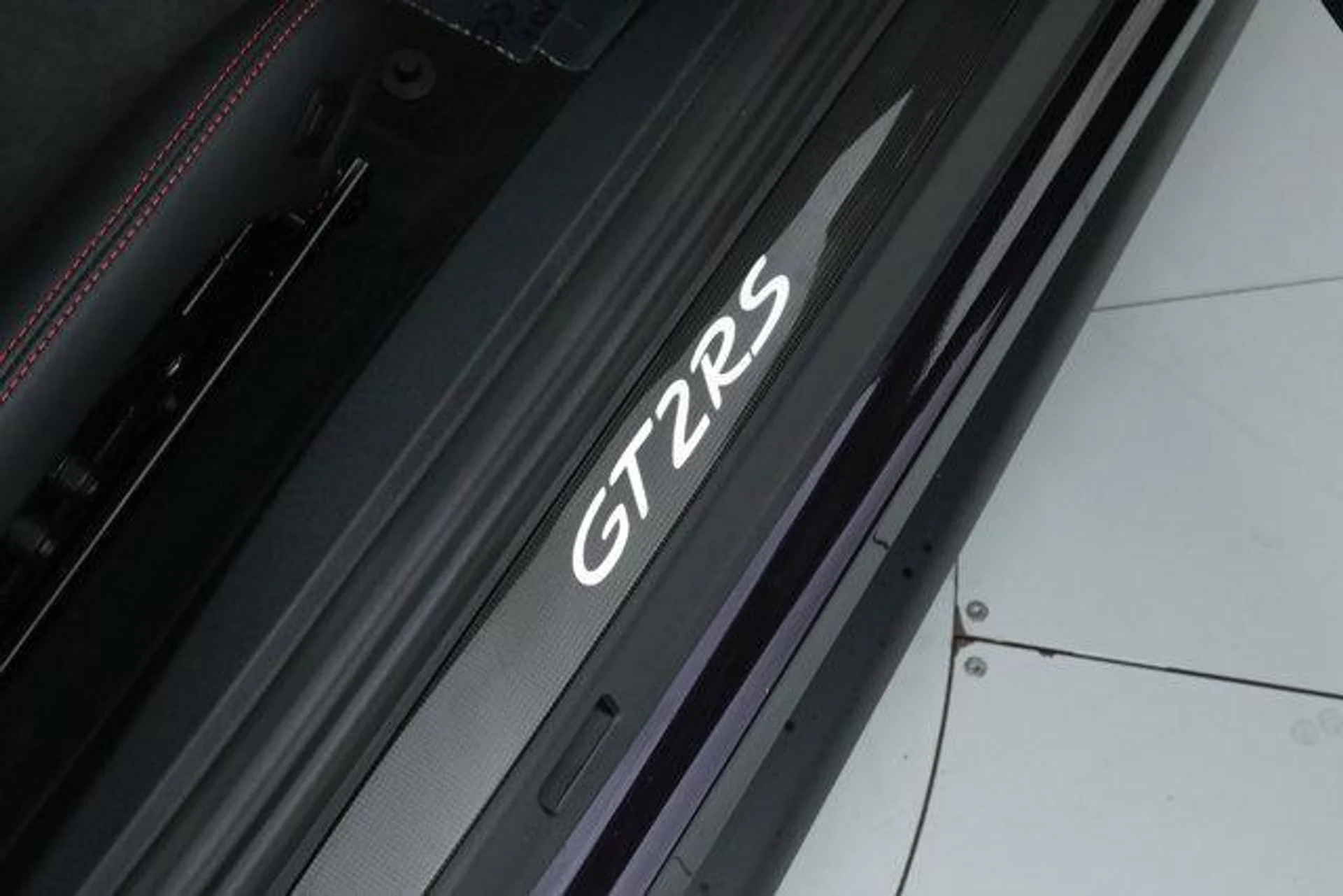 mph023_4089541140_f_Rk_Ne_EK_7_R_Kn_lx8k_Y_Tmmlj_RNXI_324f21f0e2