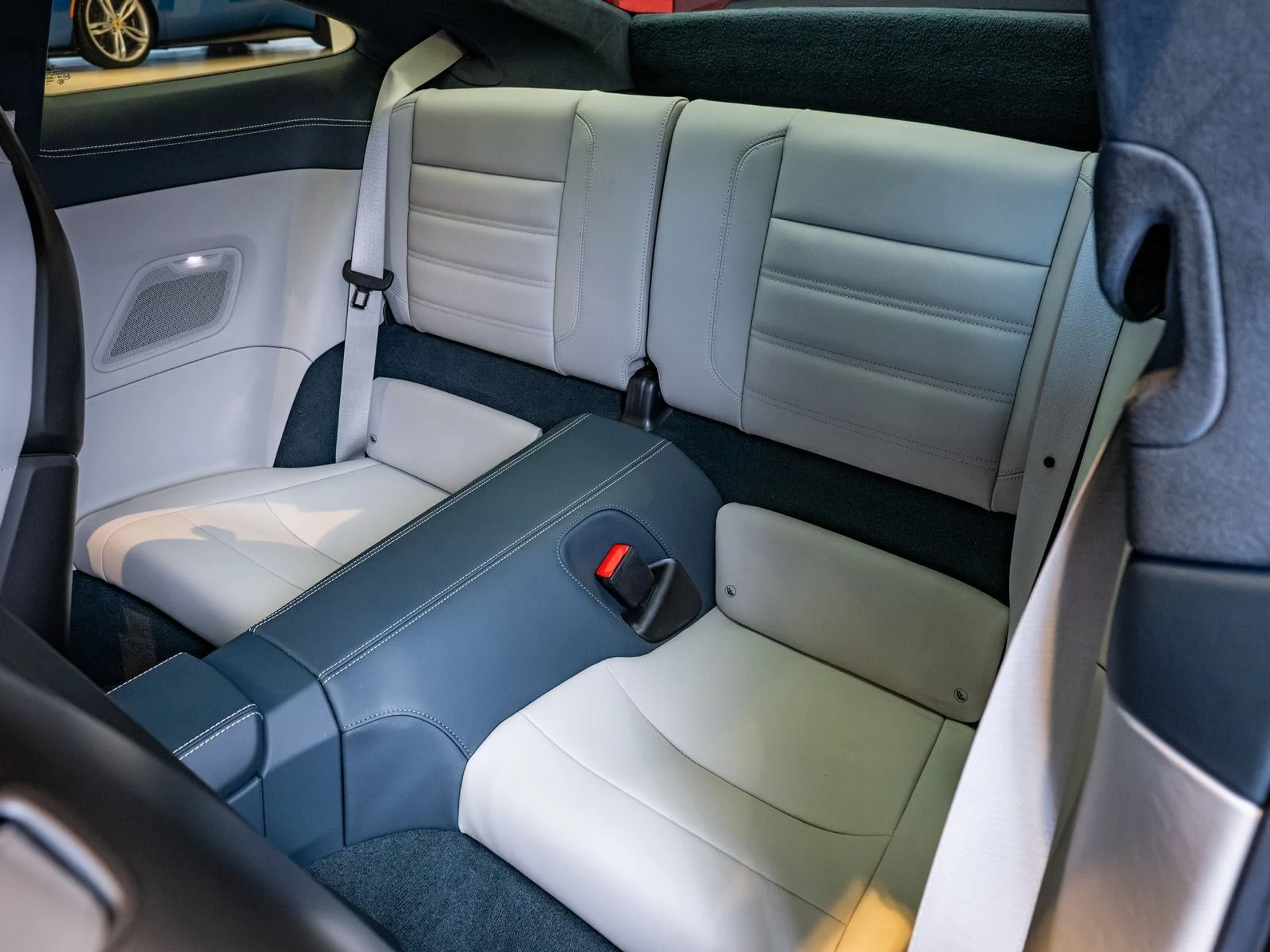 mph023_4093578481_24_5418311c8a