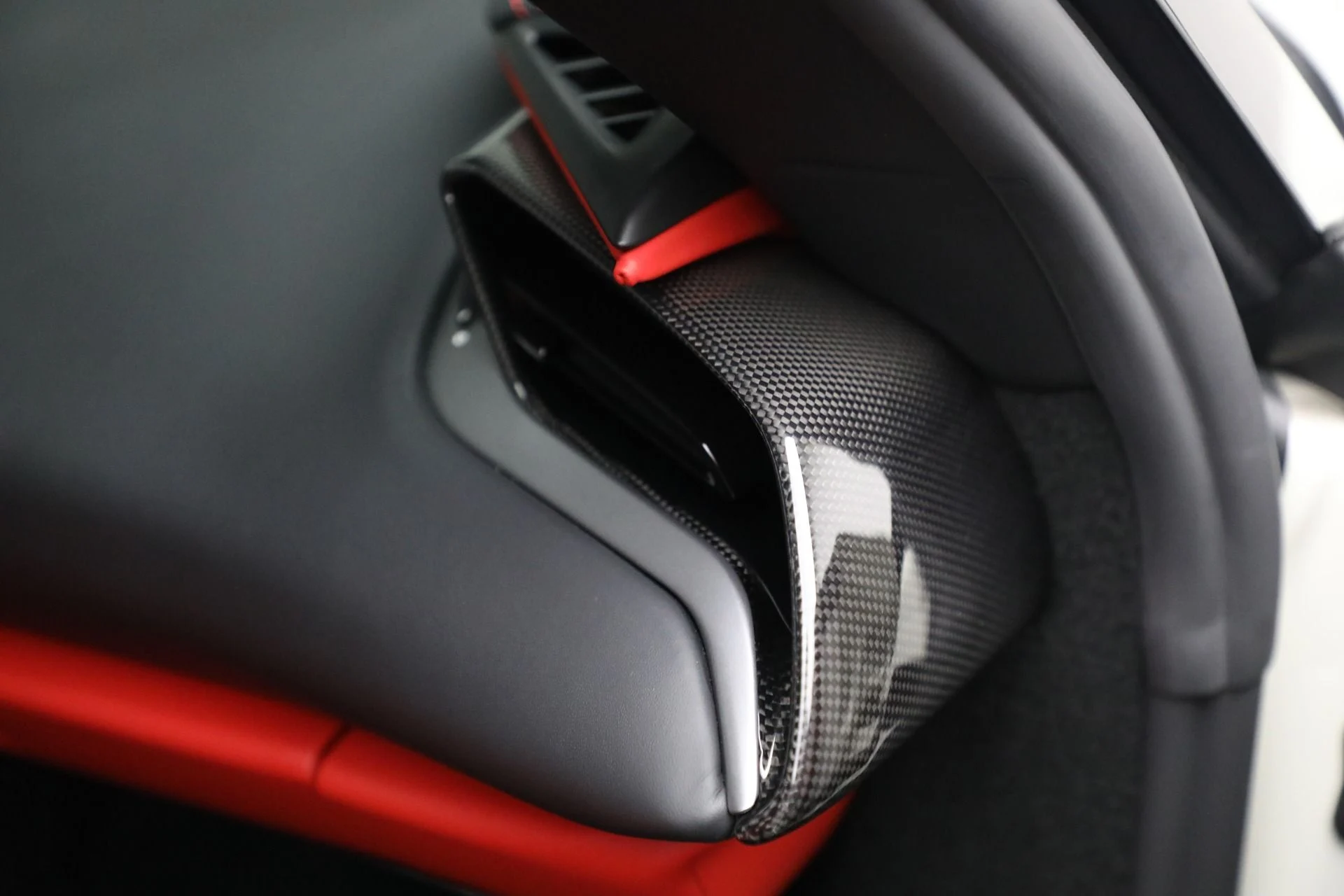 mph023_4101008982_Used_2021_Ferrari_SF_90_Stradale_82b2cee377