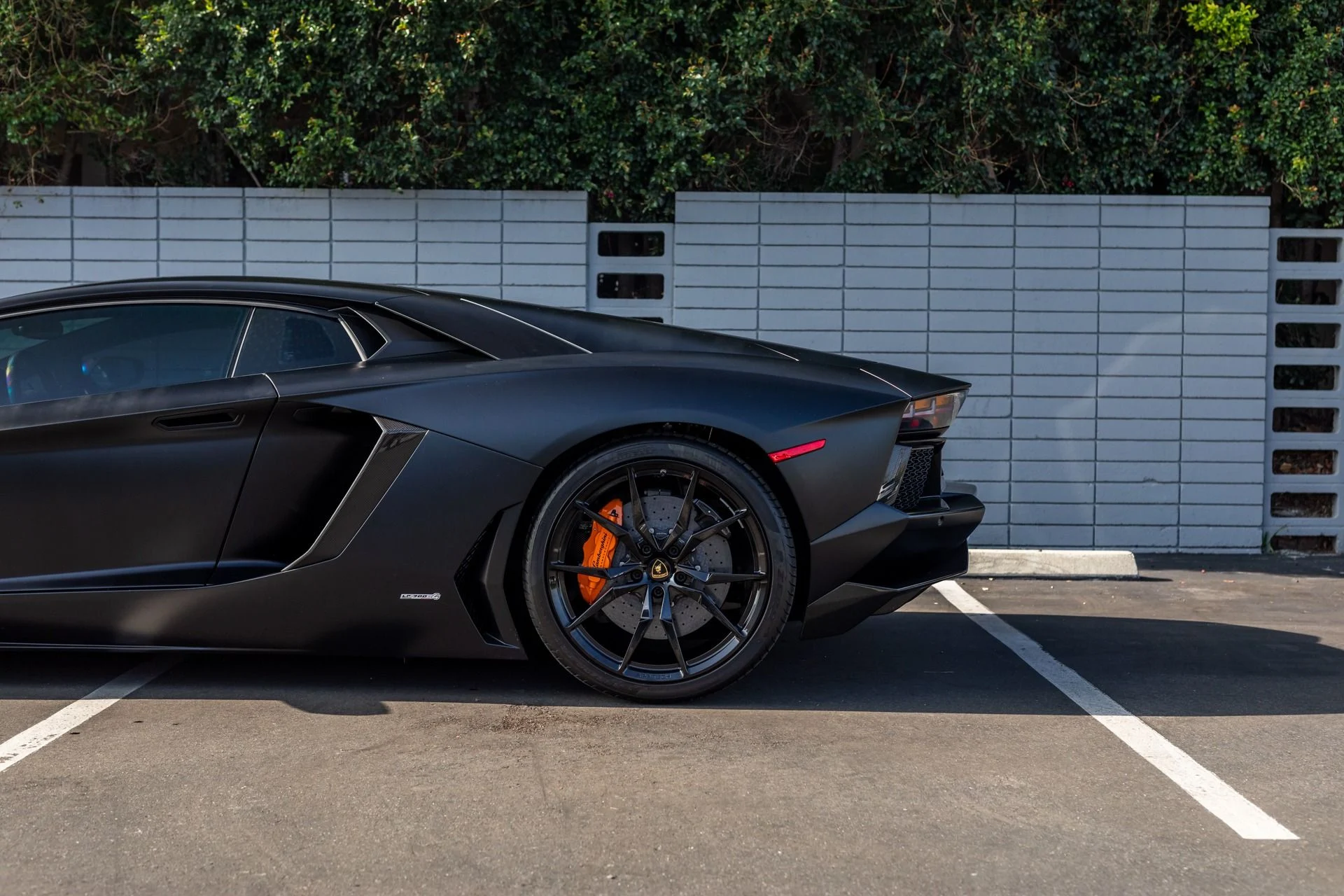 mph023_4109313796_Used_2014_Lamborghini_Aventador_LP_700_4_1776699950_cbdf2b864b