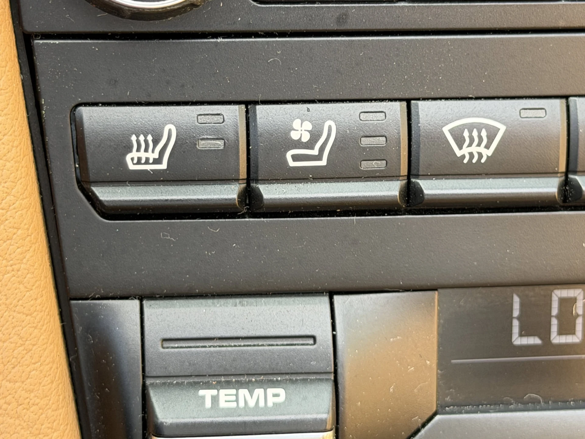 mph023_4114949933_68a507be3c655bc9b6f58135a578a23ax_5955eeb5e3