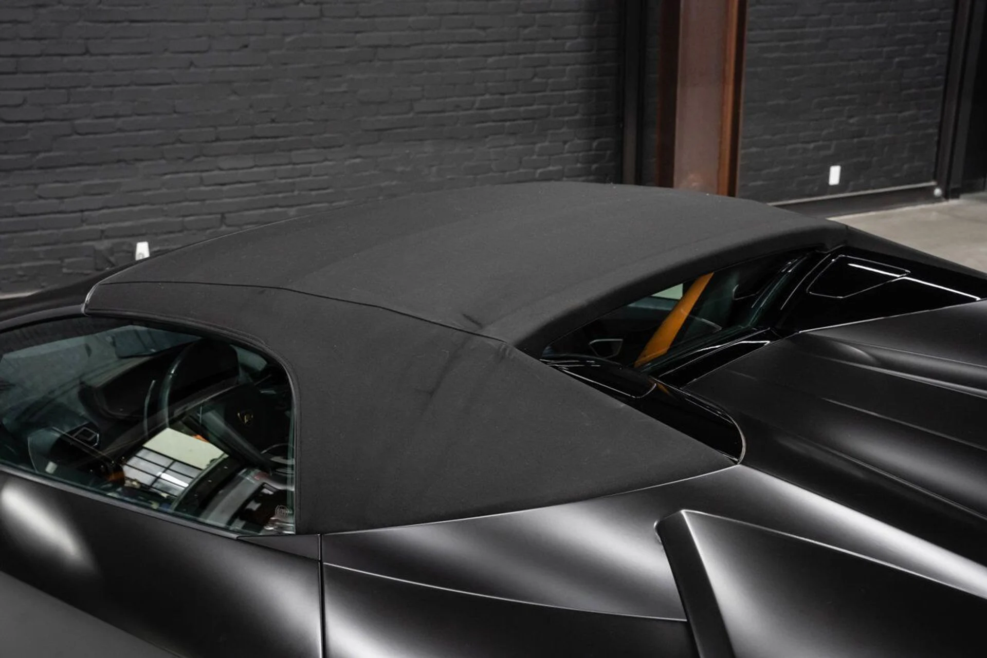 mph023_4117947470_lamborghini_huracan_2016_87085fb880
