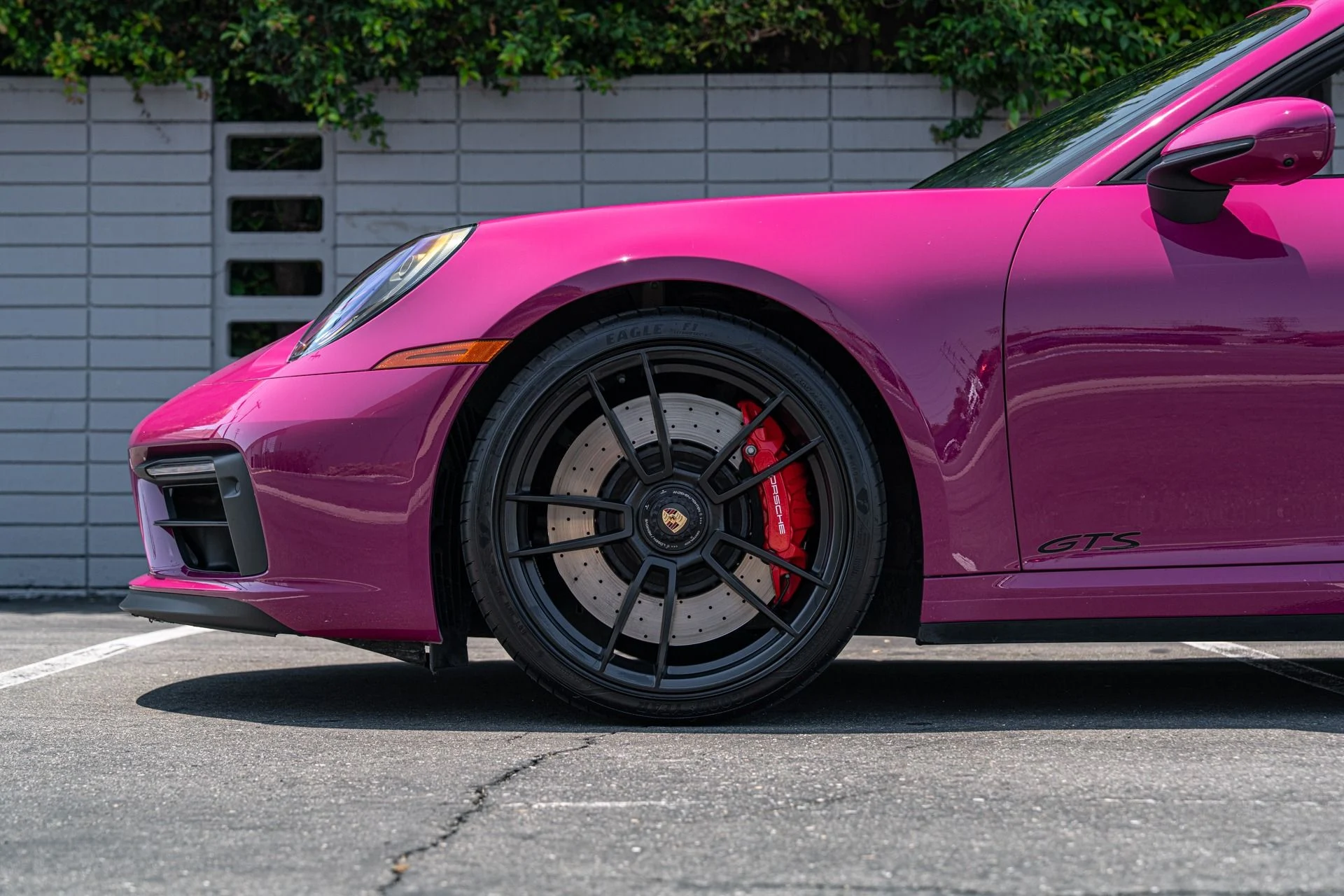 mph023_4118549598_Used_2024_Porsche_911_Targa_4_GTS_1752606786_fe4b718301