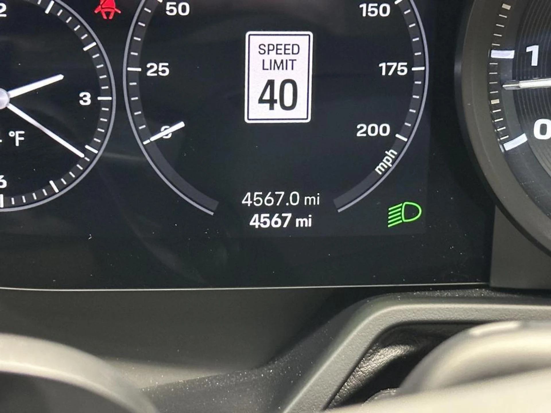 mph023_4128382360_g_B6_No_Wo1_Mjw_Qvd_Rgl1_W77oq_F08_1298c79cfd