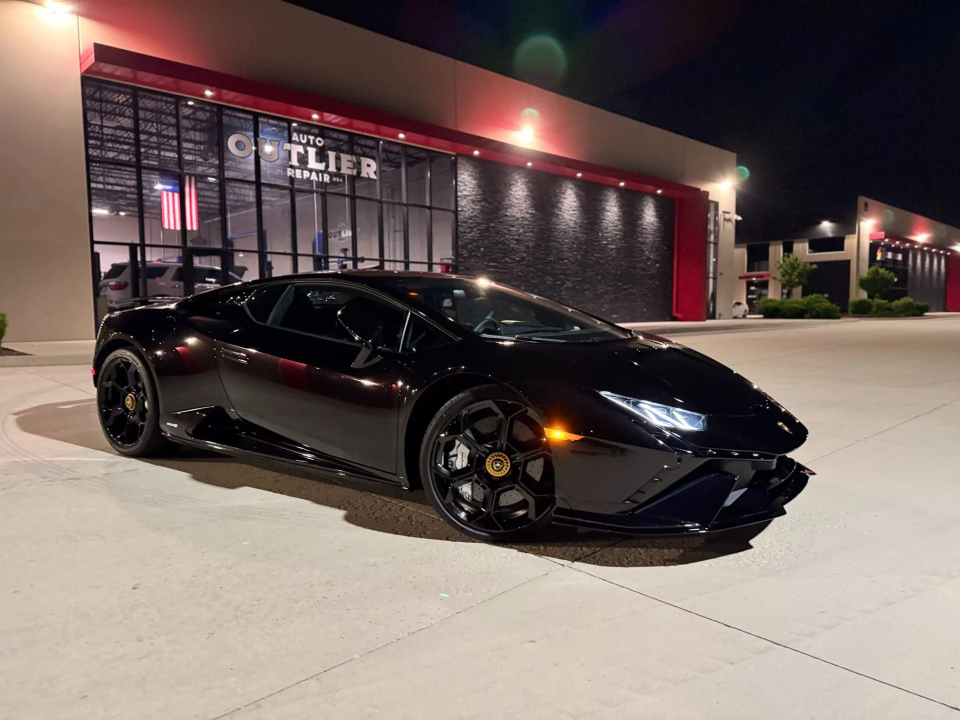 mph023_4128618923_Used_2024_Lamborghini_Huracan_Tecnica_1749685863_b2d3bd7d36