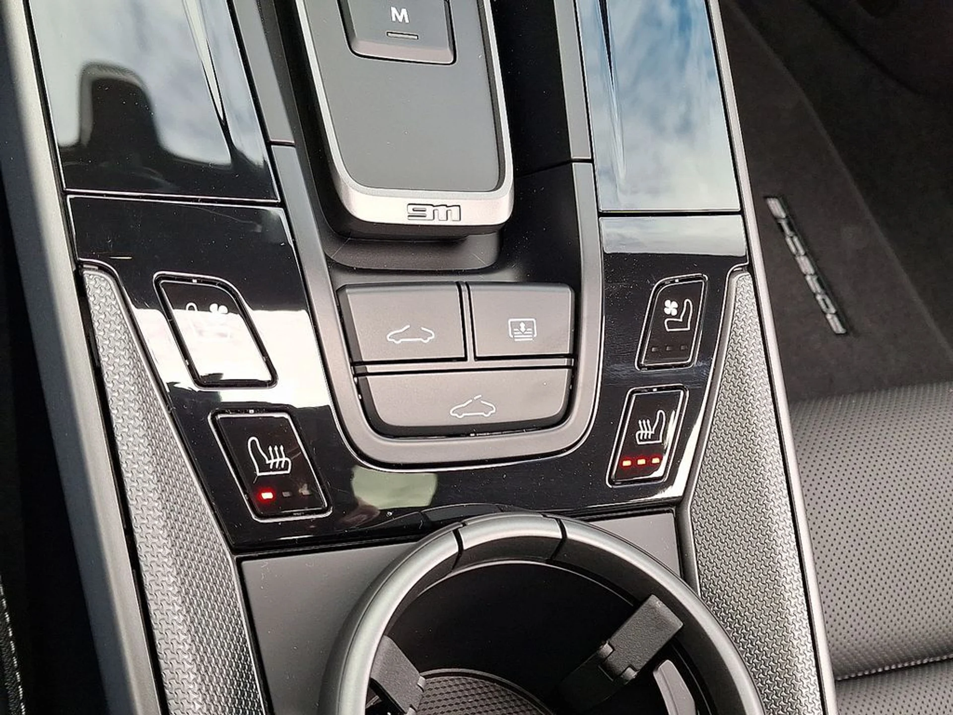 mph023_4134535238_68386a3ddc9aae49201c3a890deebb31x_479029af03