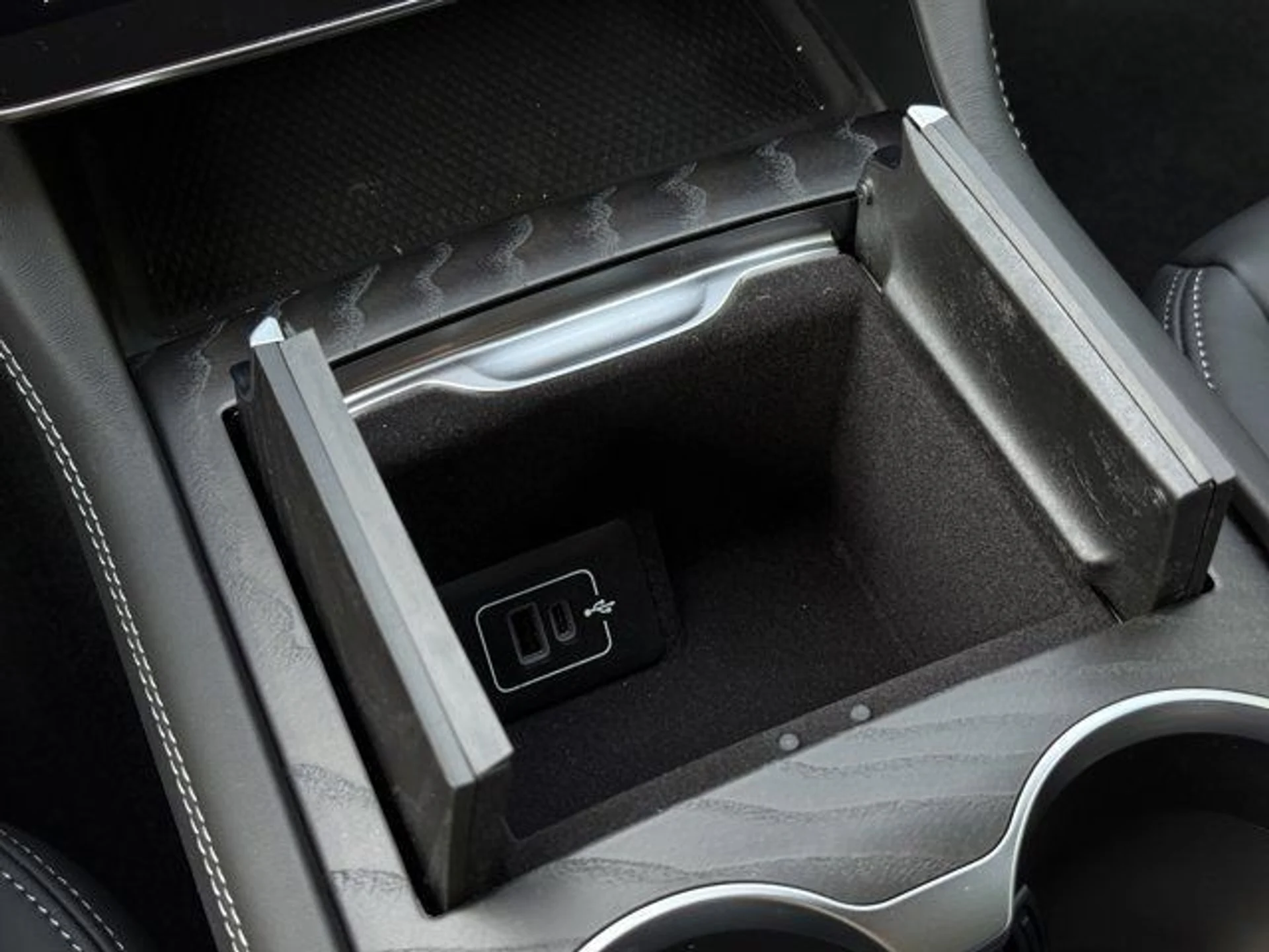 mph023_4151519595_2fc8dfac79fd49d98dd43bf259584687_eba2273e0b