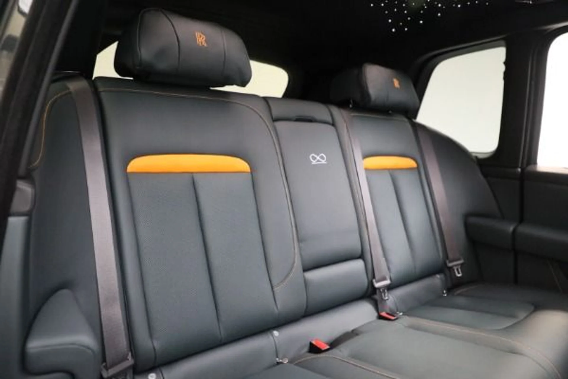 mph023_415822056_Used_2024_Rolls_Royce_Black_Badge_Cullinan_97846fcf37