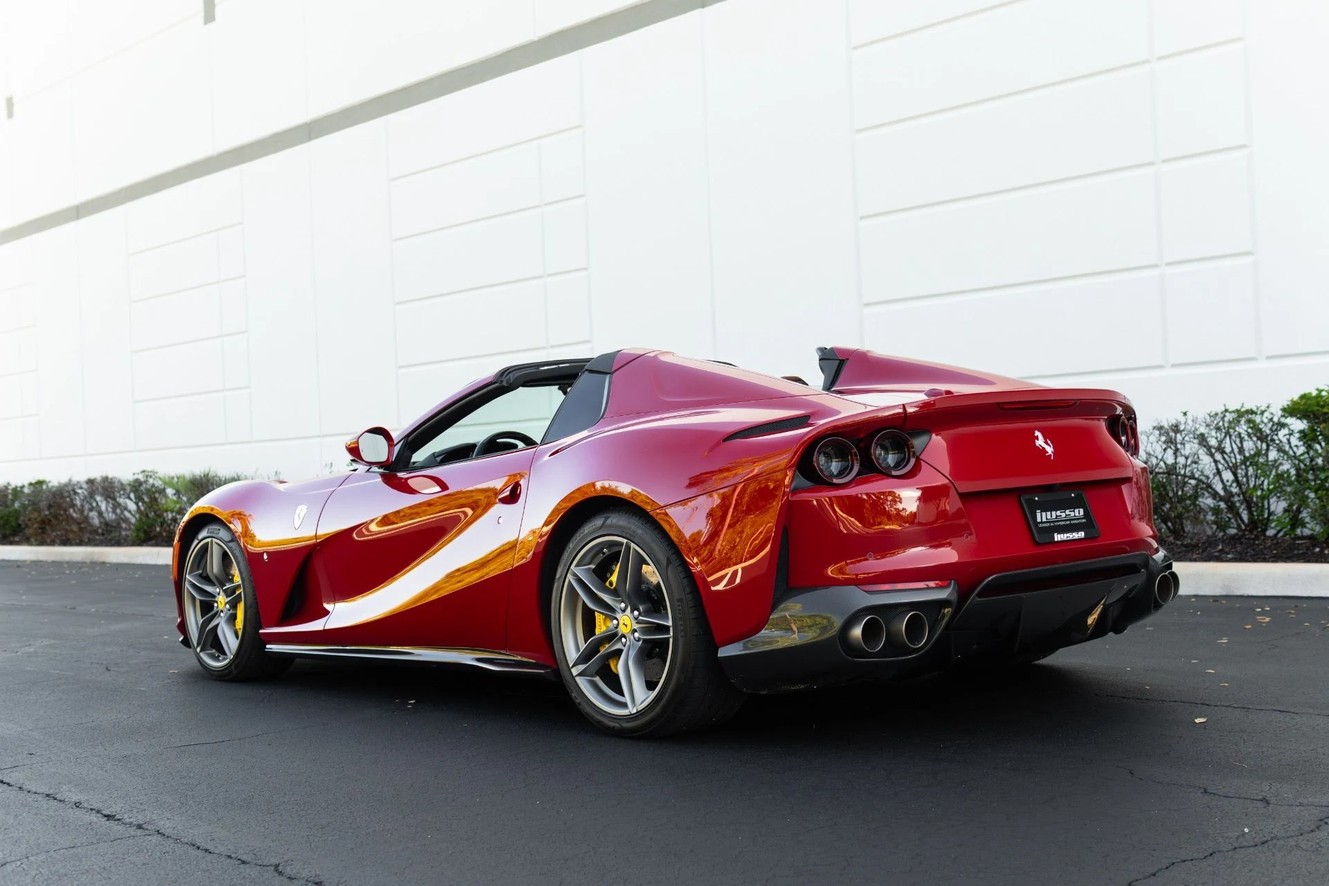 mph023_415973501_Used_2023_Ferrari_812_GTS_1767886631_1dc4270160