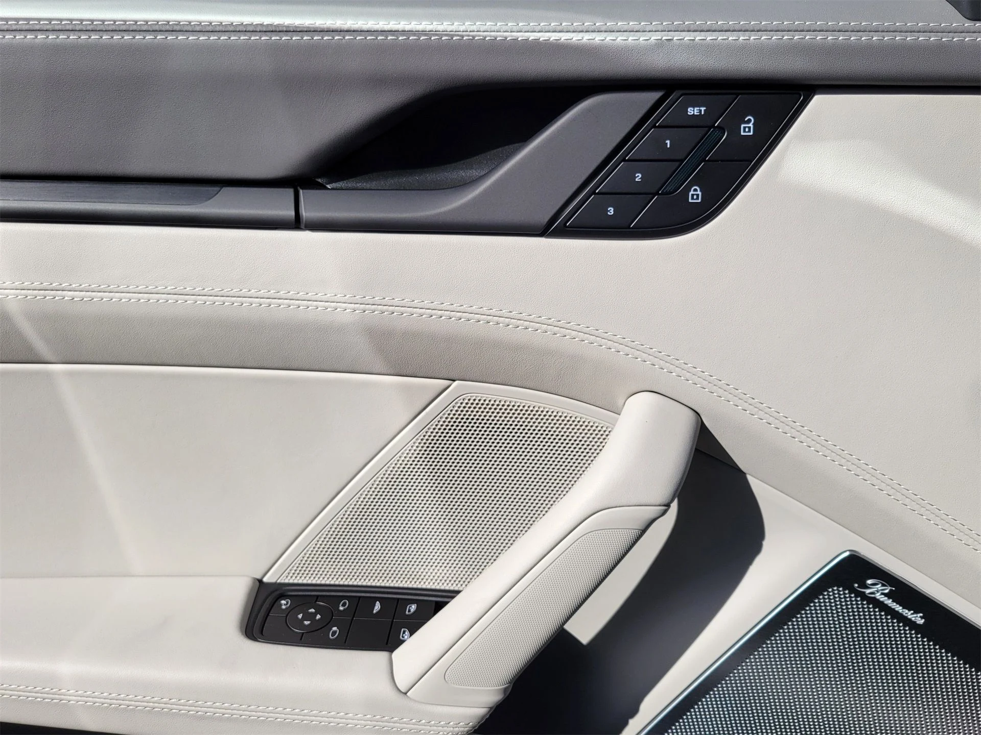 mph023_4160503675_eaf72adbb0f2da870d06a5fb80c8a106_c960b4ae31