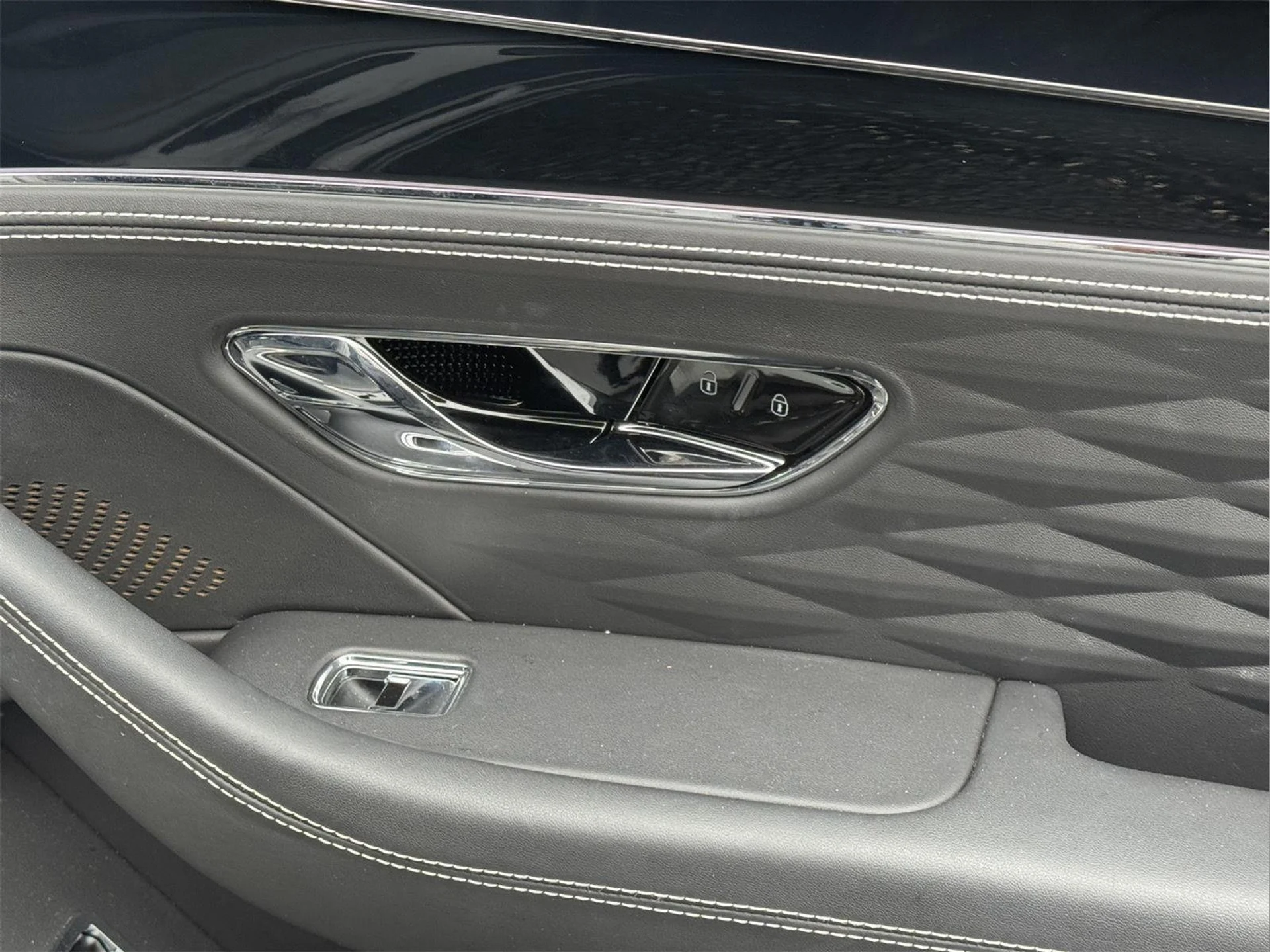 mph023_4163005808_2a1368e002c786cd13630a312d5362cd_8c69efb0c9