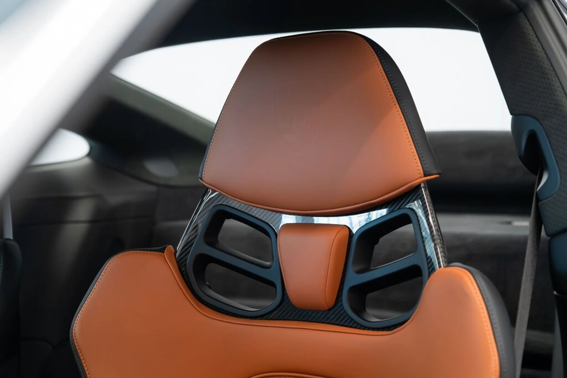 mph023_4163426111_porsche_911_2024_jpg_v_1773863537_0fccf124fa