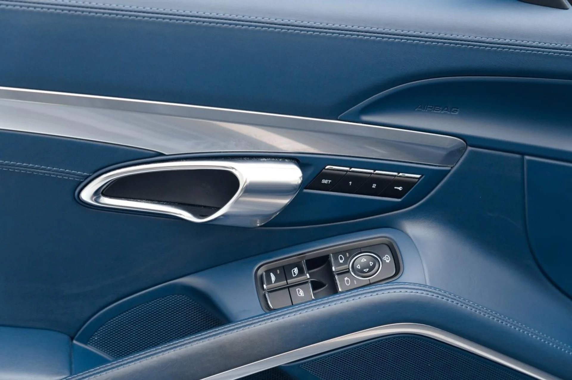 mph023_4168077128_ce200b43eb84a64bcd148be60f073af5_913f36bd4f