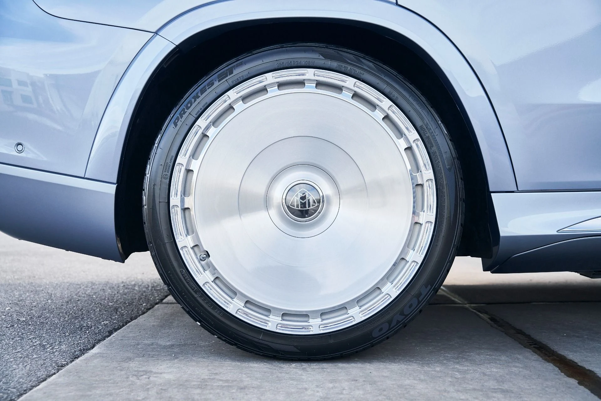 mph023_4169041675_Used_2026_Mercedes_Benz_GLS_Maybach_GLS_600_1769136309_0c7c429f66