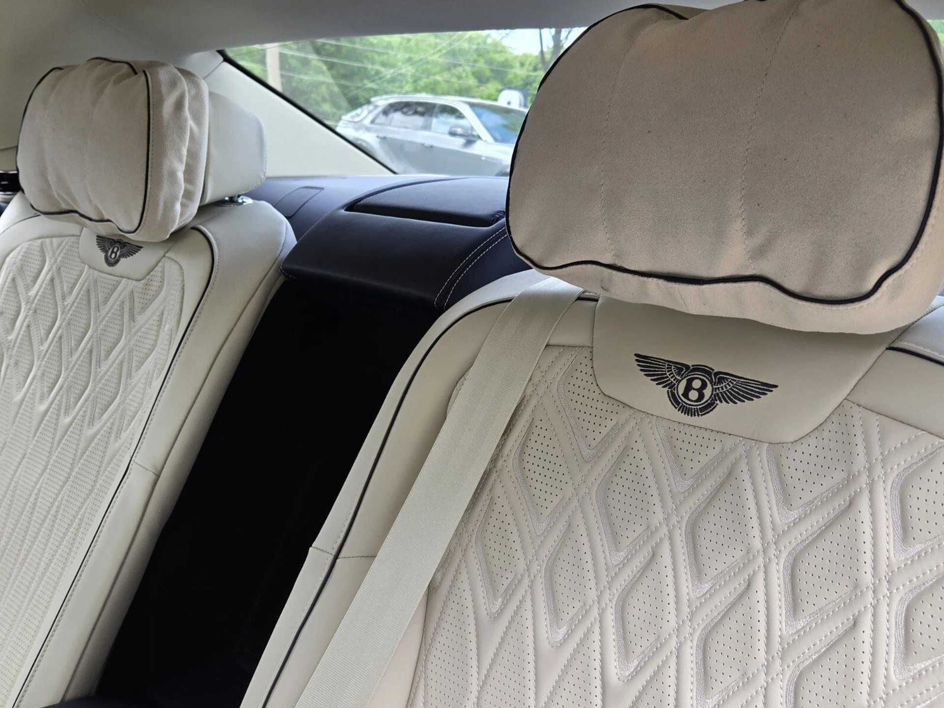 mph023_4181034289_0ae905ac14f4dce0727a88bdf3df233ax_dc7f6249e0