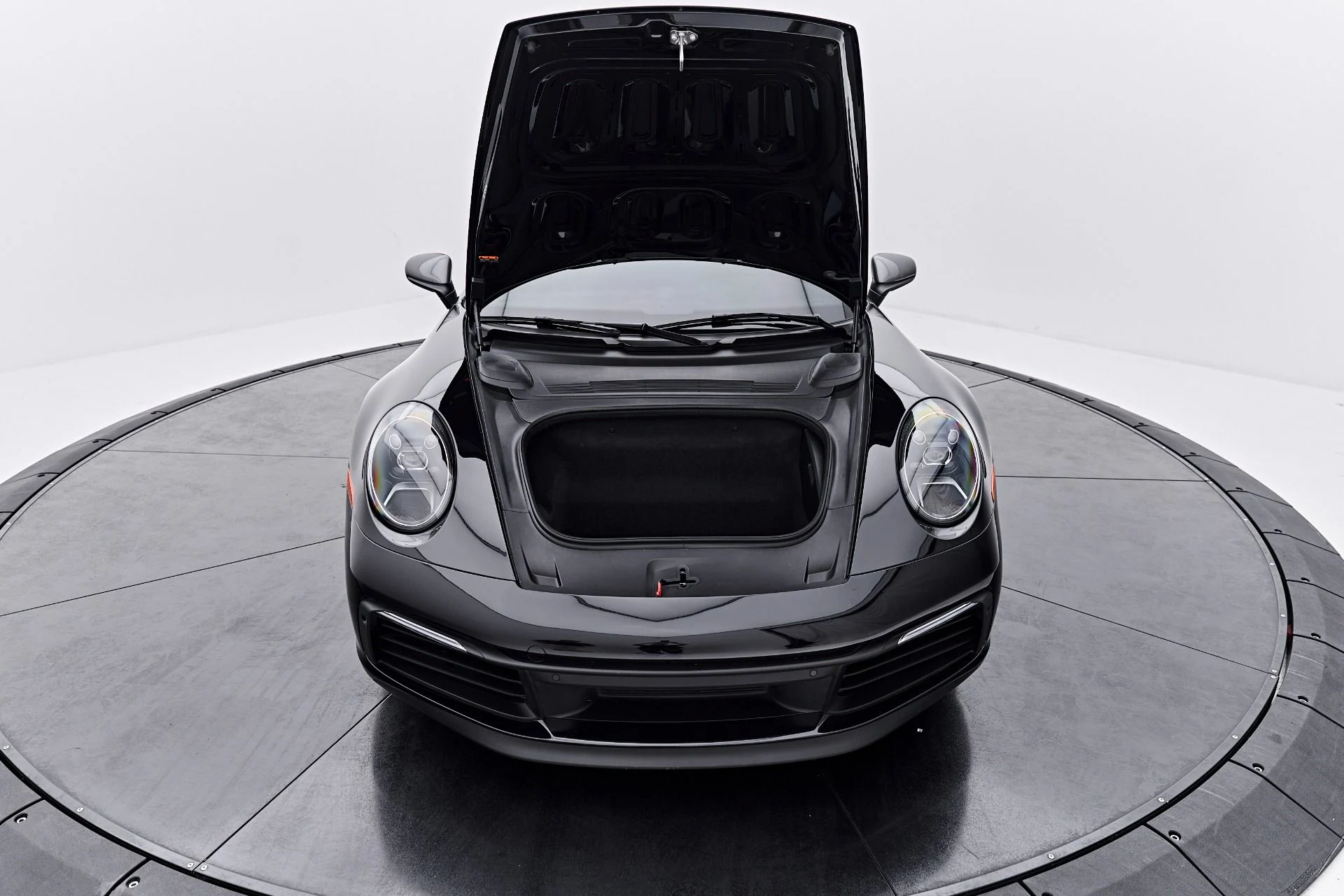 mph023_4185594265_Used_2024_Porsche_911_Carrera_T_1790639746_2dee44882b