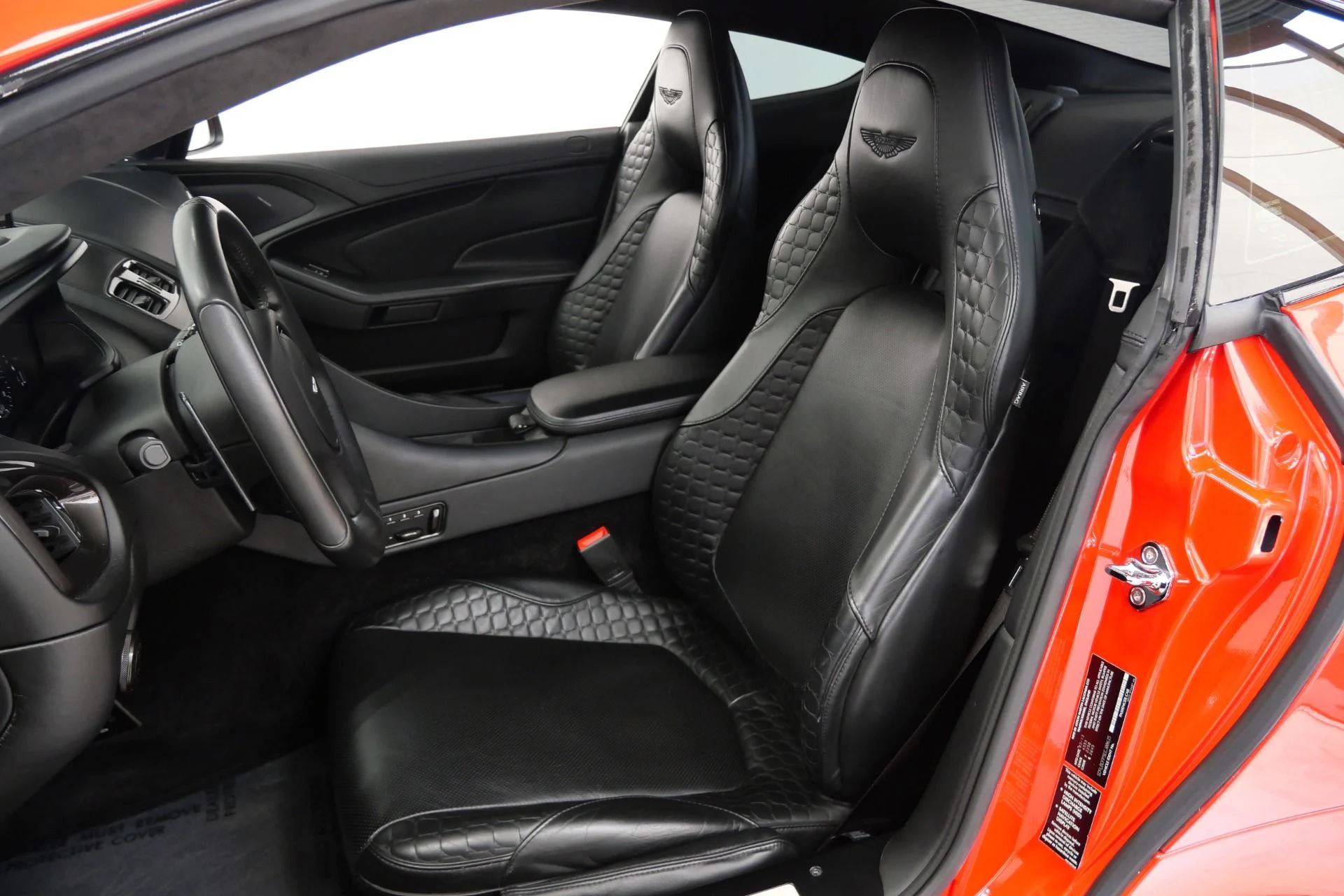 mph023_4190156694_Used_2014_Aston_Martin_Vanquish_AML_Color_V12_Power_Awesome_Sound_1781289634_ccc5ada385
