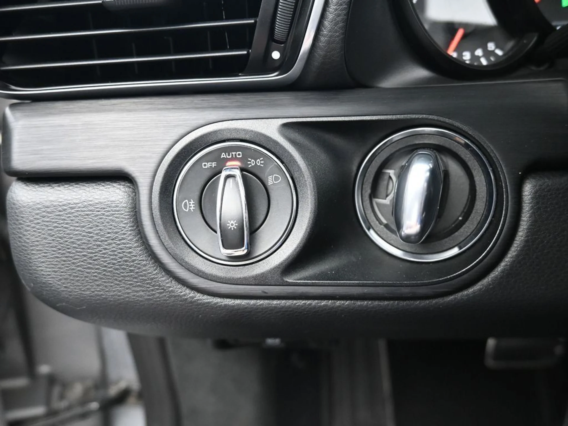 mph023_4200216508_00781c3cfc6a0184aaf5ac407d40a589_5e7a5d3dc3