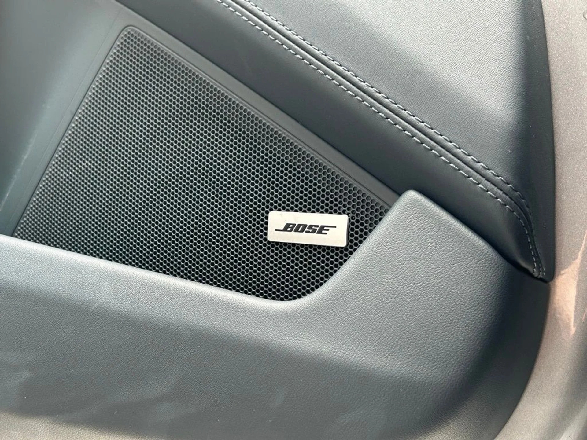 mph023_4201632205_43d84e2d8253df9b3e3f82432ce02c63x_149560425c