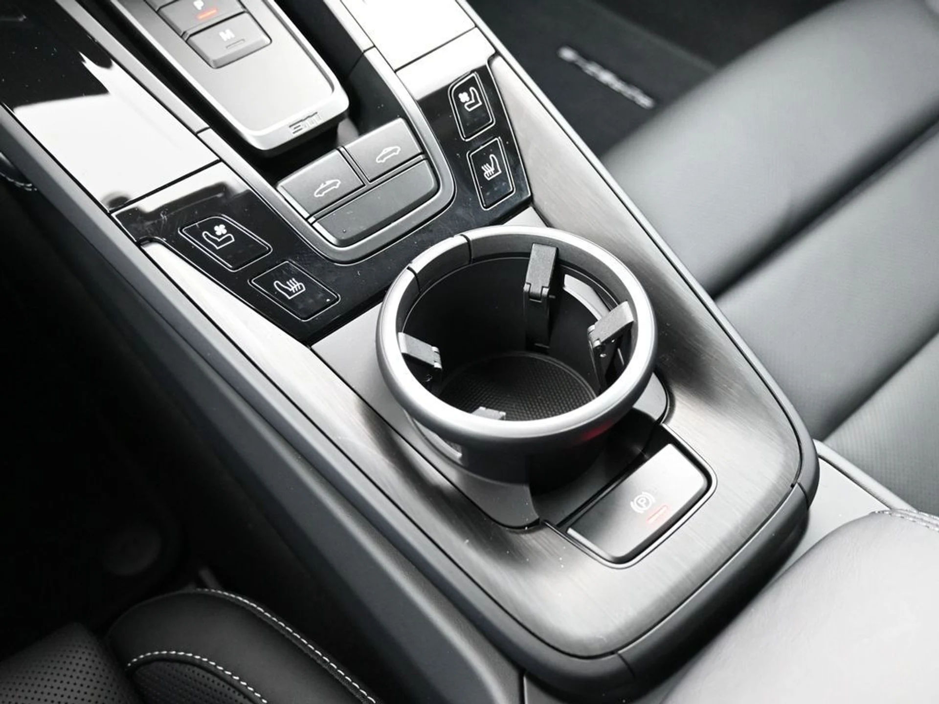 mph023_4204281847_195502c7_0f47_439a_9216_71b103ef4d02_b0f8581730