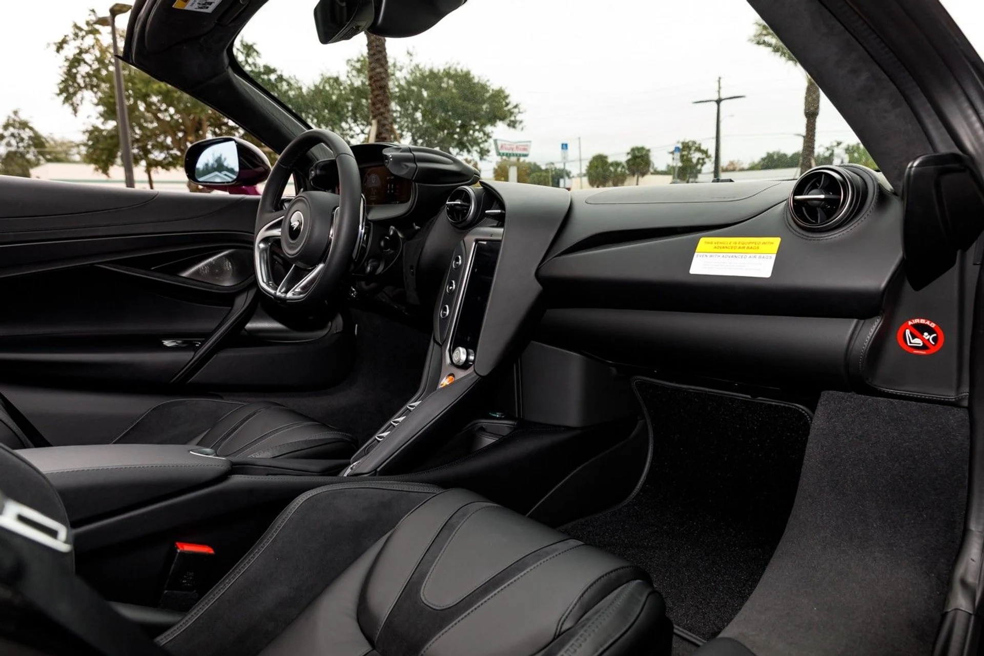 mph023_420850168_630_p24_l_a81e63fe88