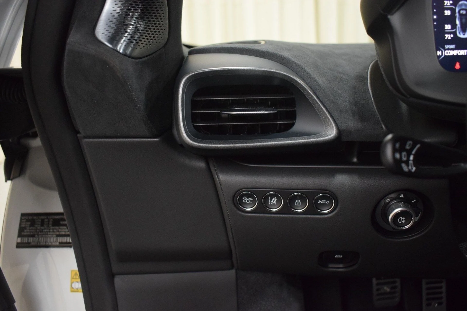 mph023_4211027528_d077af88bf612510781d031d069c559fx_897abd44d8