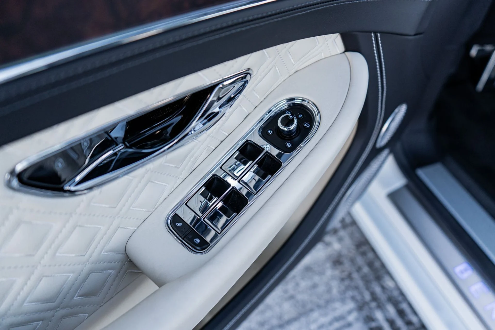 mph023_4227389061_01d5dc4b_dc7f_4506_b7e2_f0ee006b4a31_3d545c6ed2