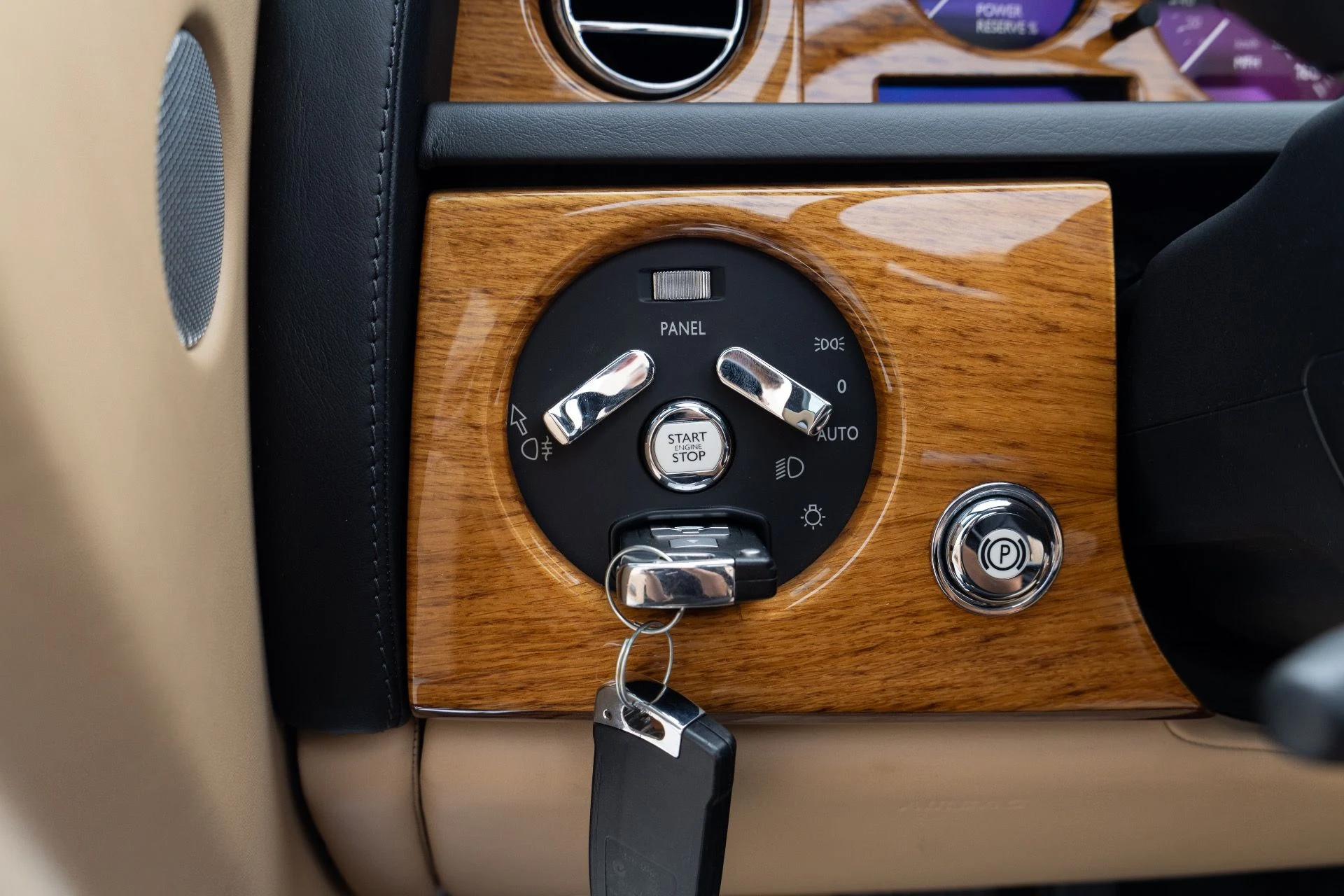 mph023_4237345218_Used_2009_Rolls_Royce_Phantom_Drophead_Coupe_1775064158_bd95fcfce8