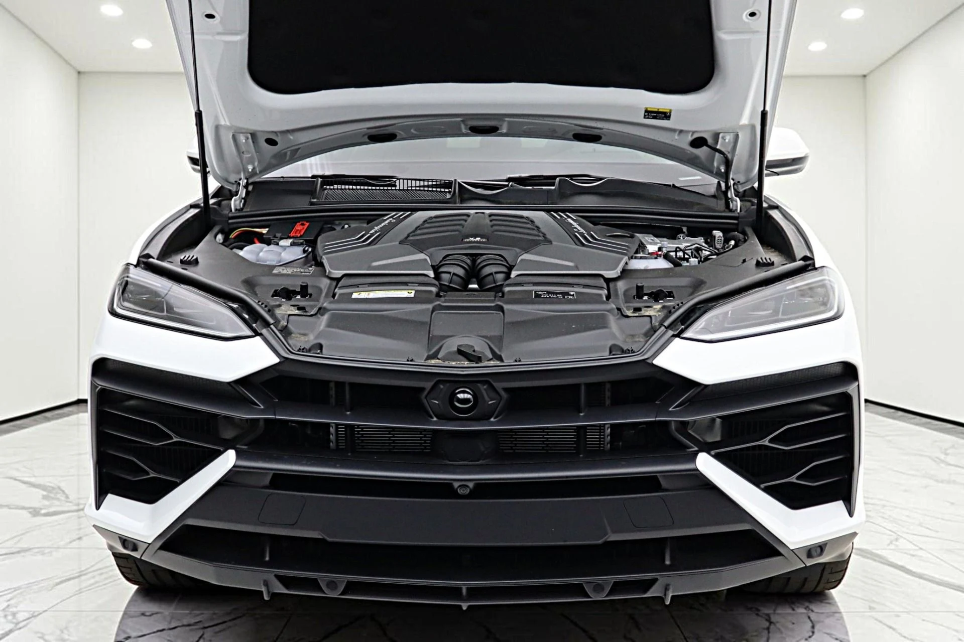 mph023_4243463720_New_2026_Lamborghini_Urus_SE_6ed1bb490b