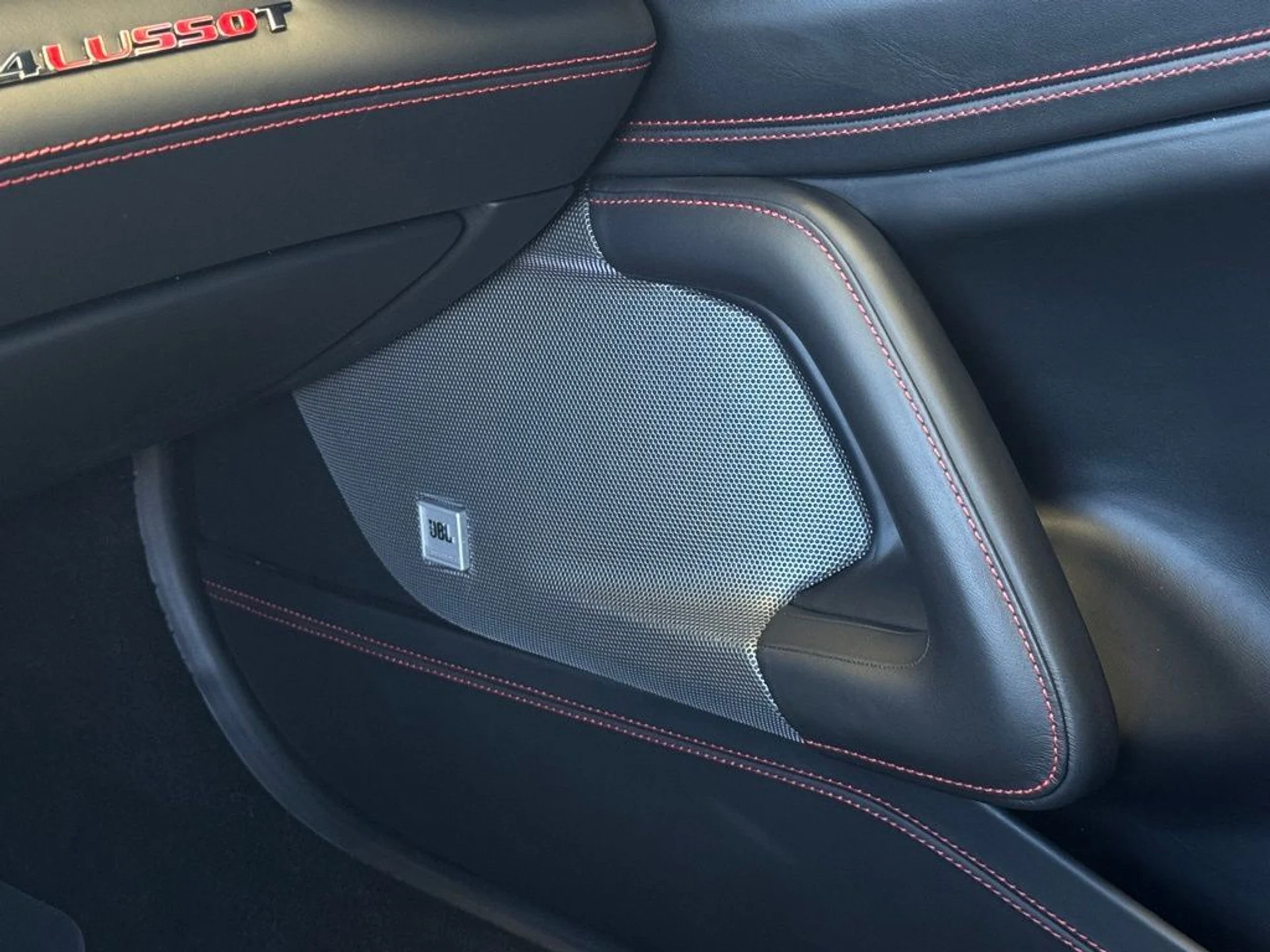 mph023_4245926038_ee9a407273983e05f2de986f8af0bad0x_9f3ff03c72