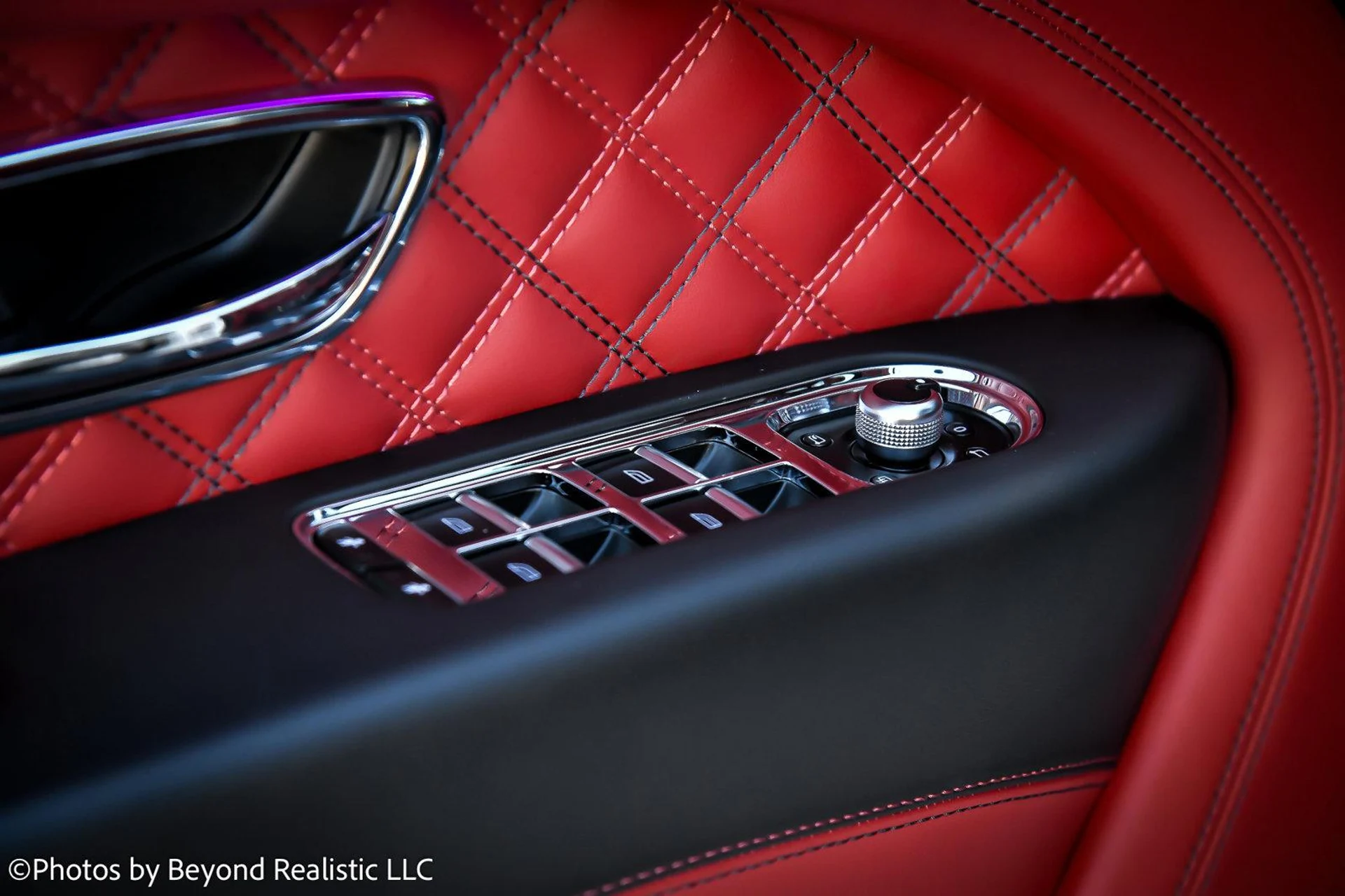 mph023_4263160758_Used_2021_Bentley_Bentayga_V8_First_Edition_Specification_Black_Specification_1740214750_7859550554