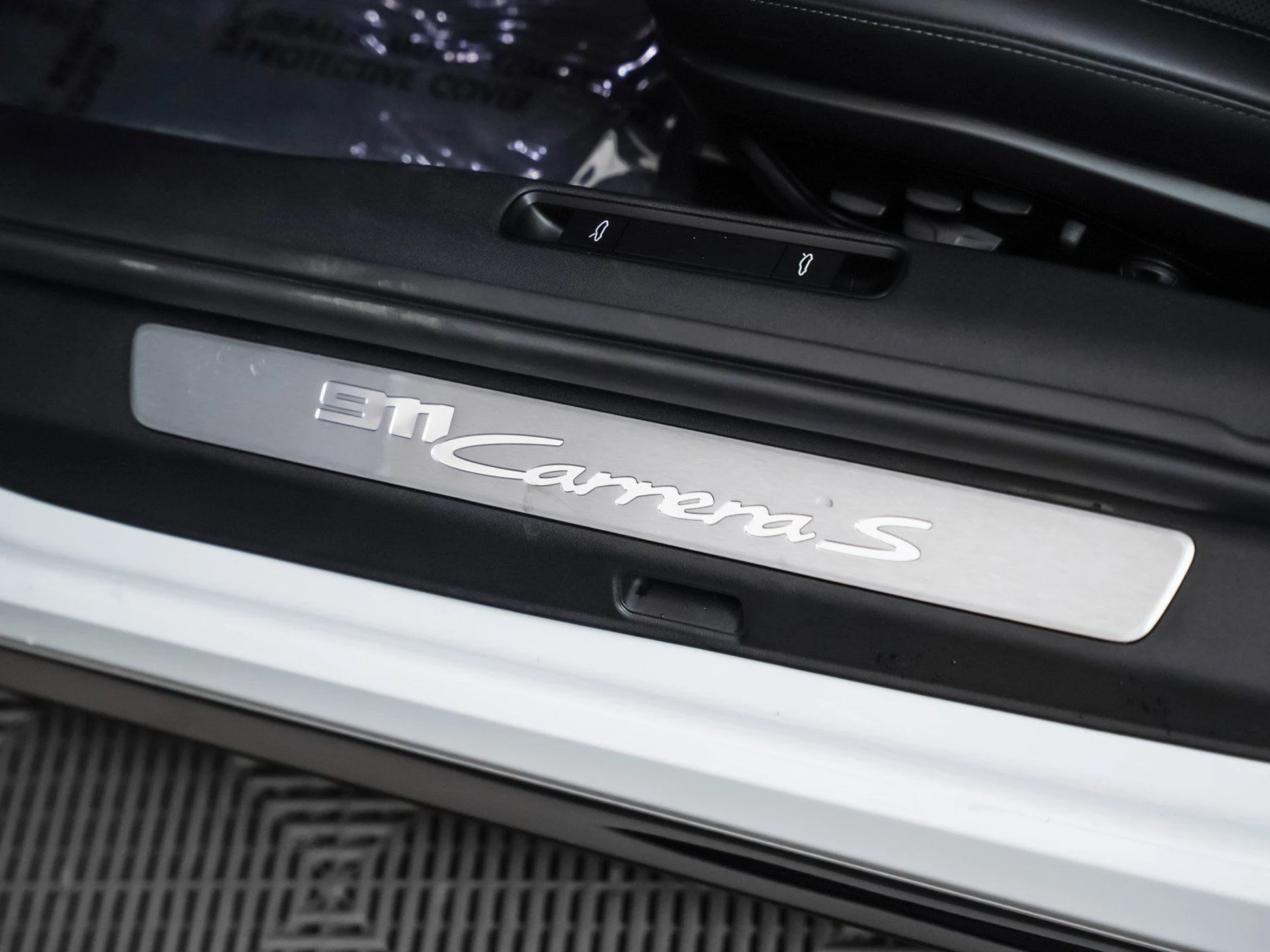 mph023_4269788906_ba2e1424557e4f26f238f4987b6f8281_332093b421