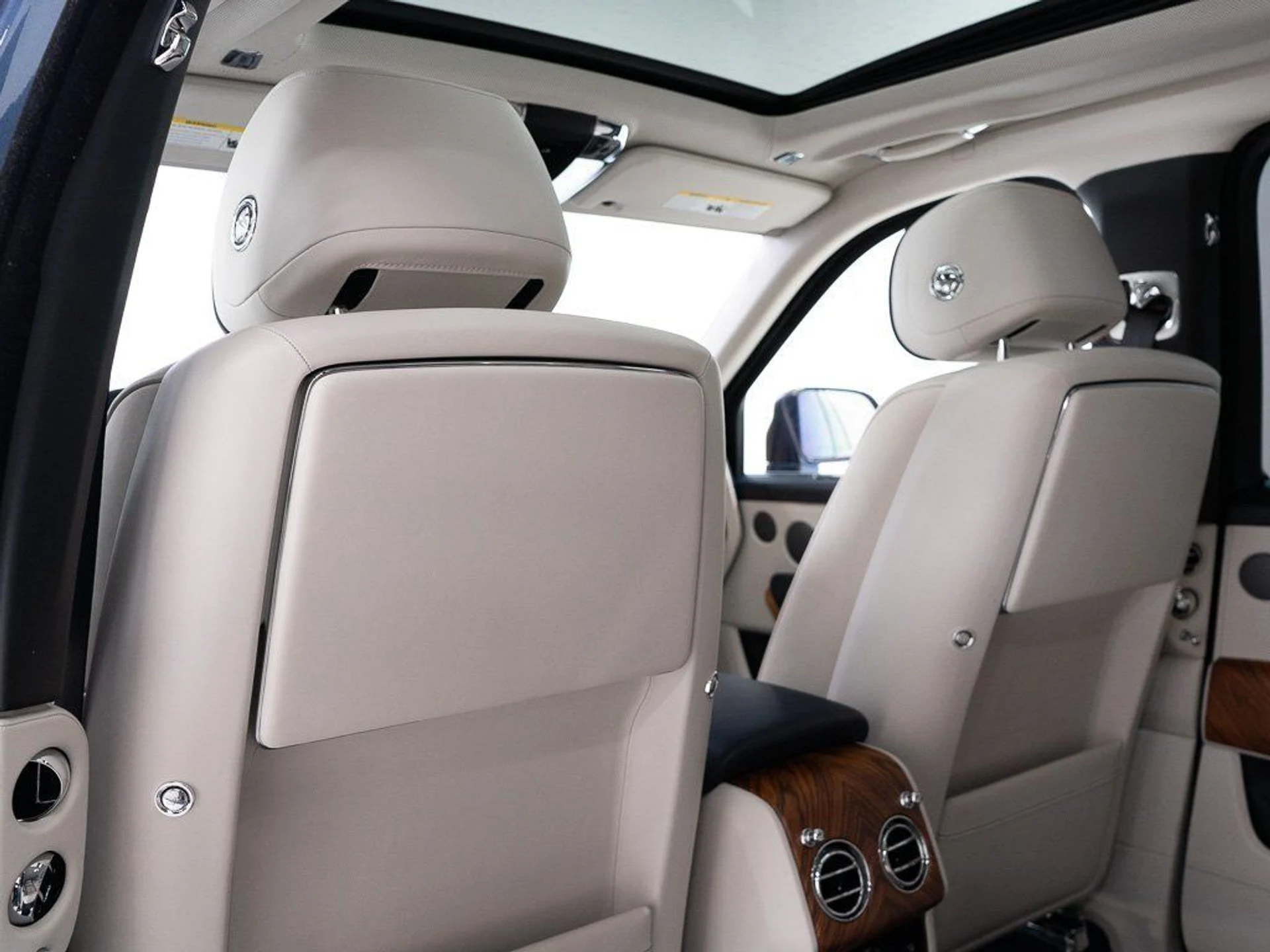 mph023_4281192426_365bc42502c08ad917a2c487340016c0_be5203d380